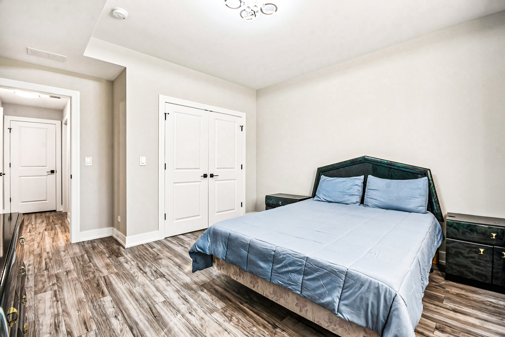 8200 S Normandy Avenue