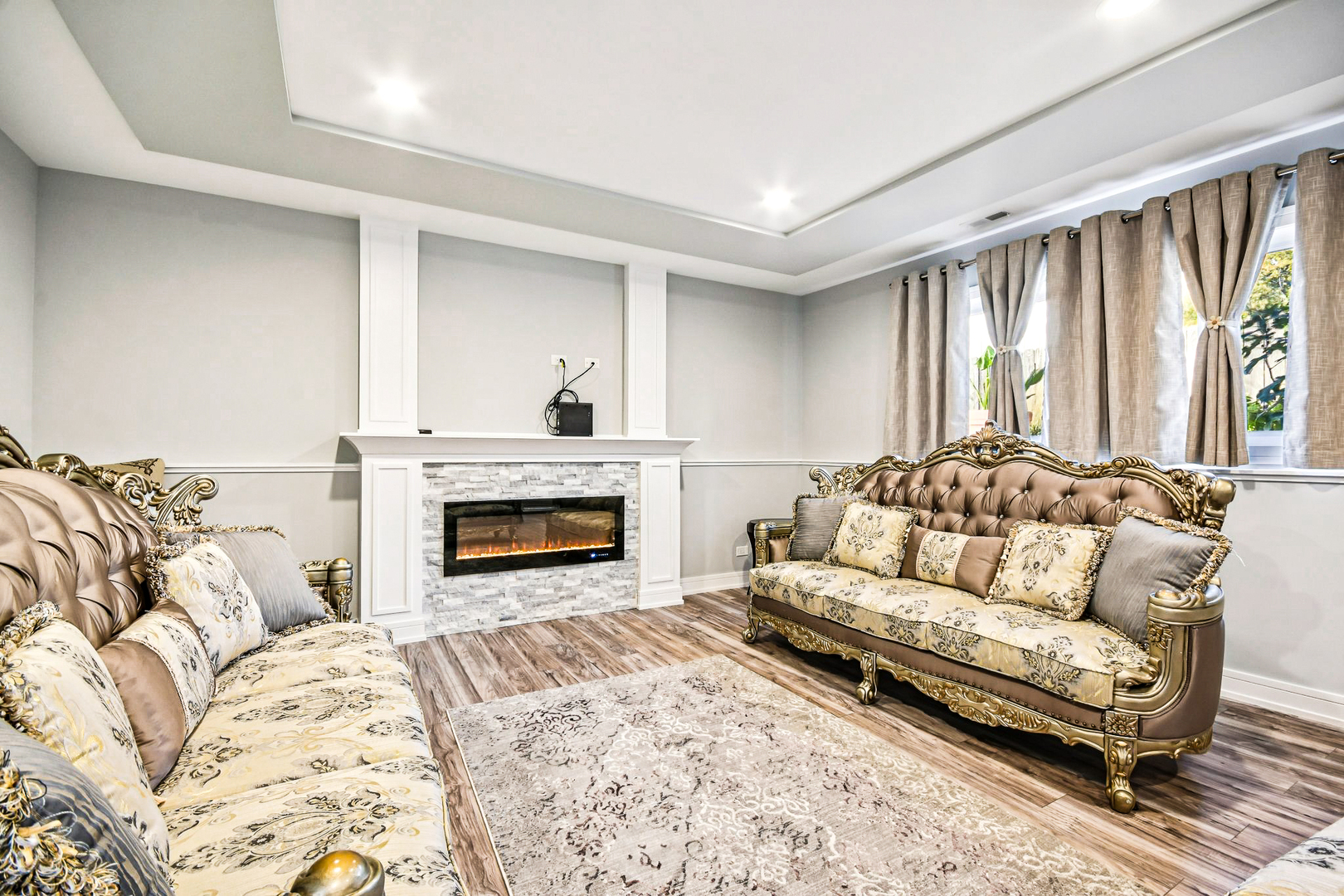 8200 S Normandy Avenue