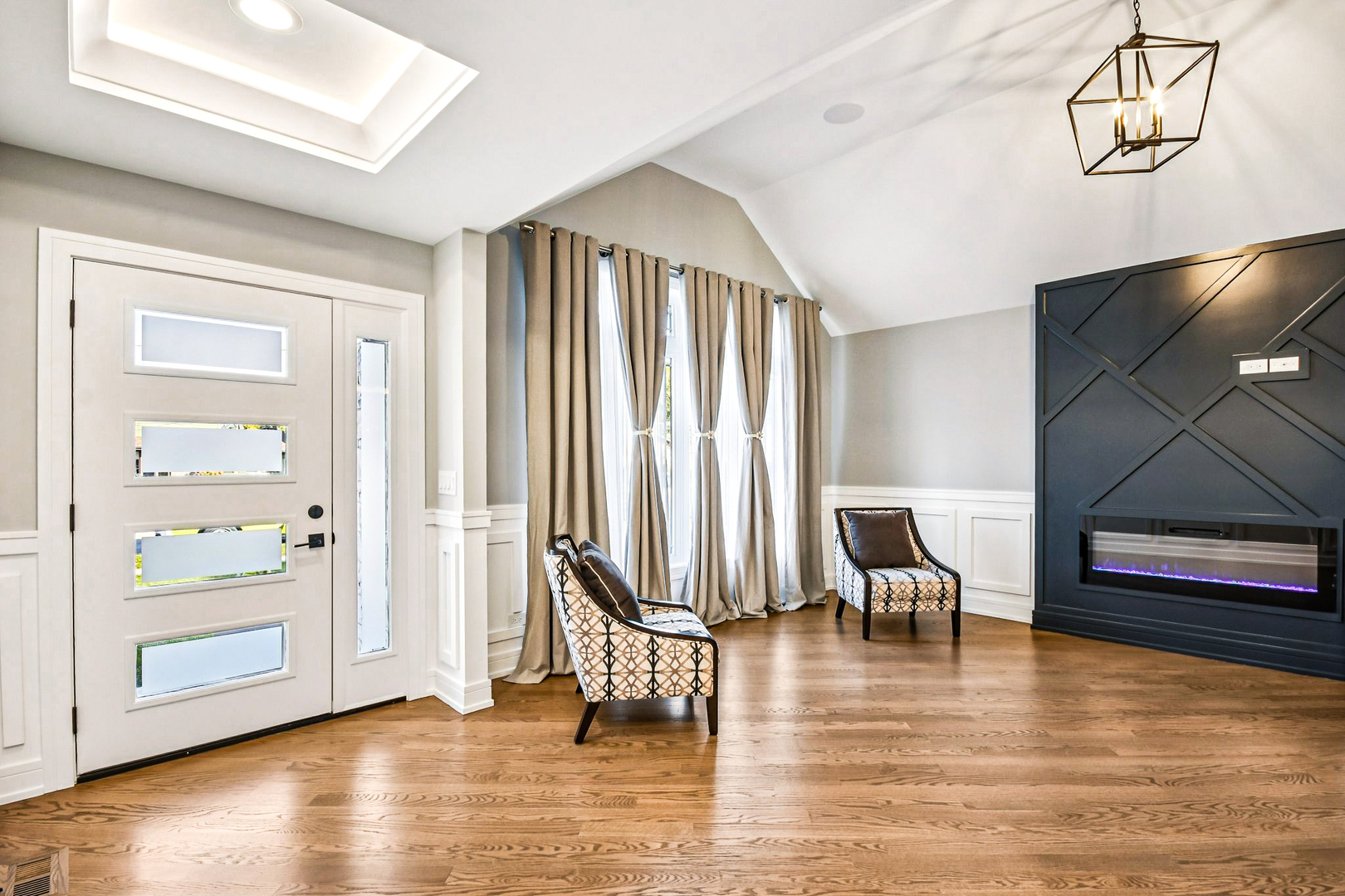 8200 S Normandy Avenue