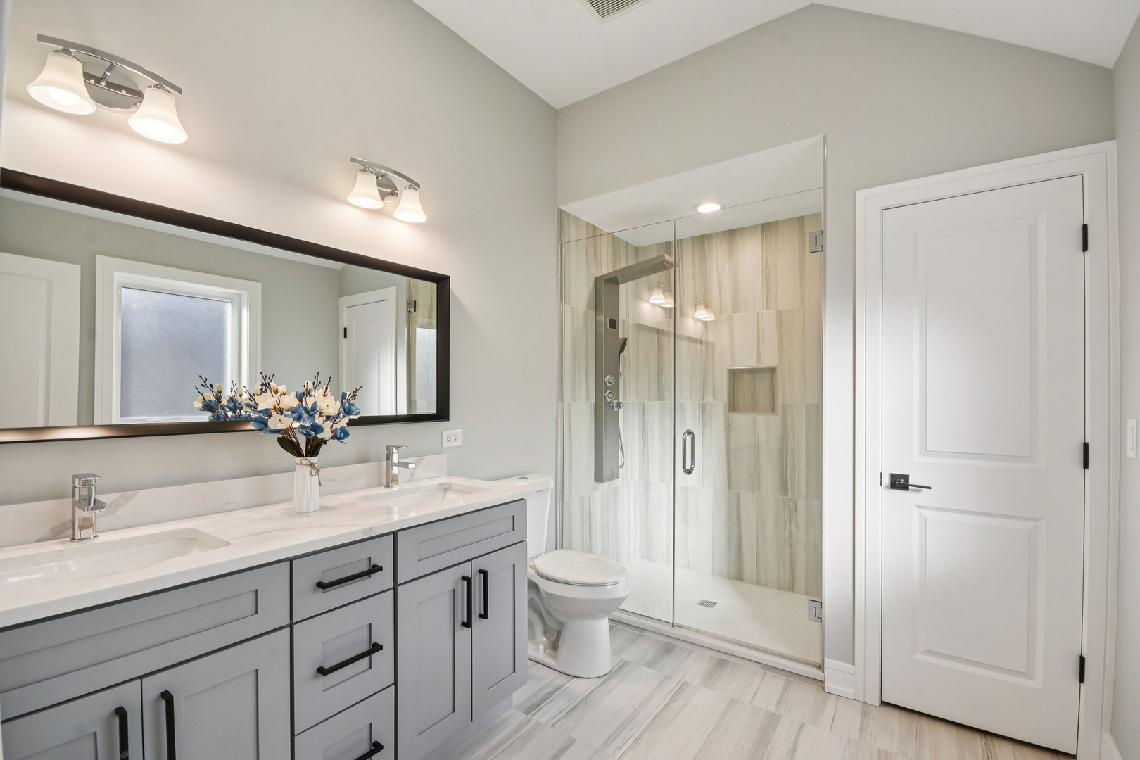 8200 S Normandy Avenue