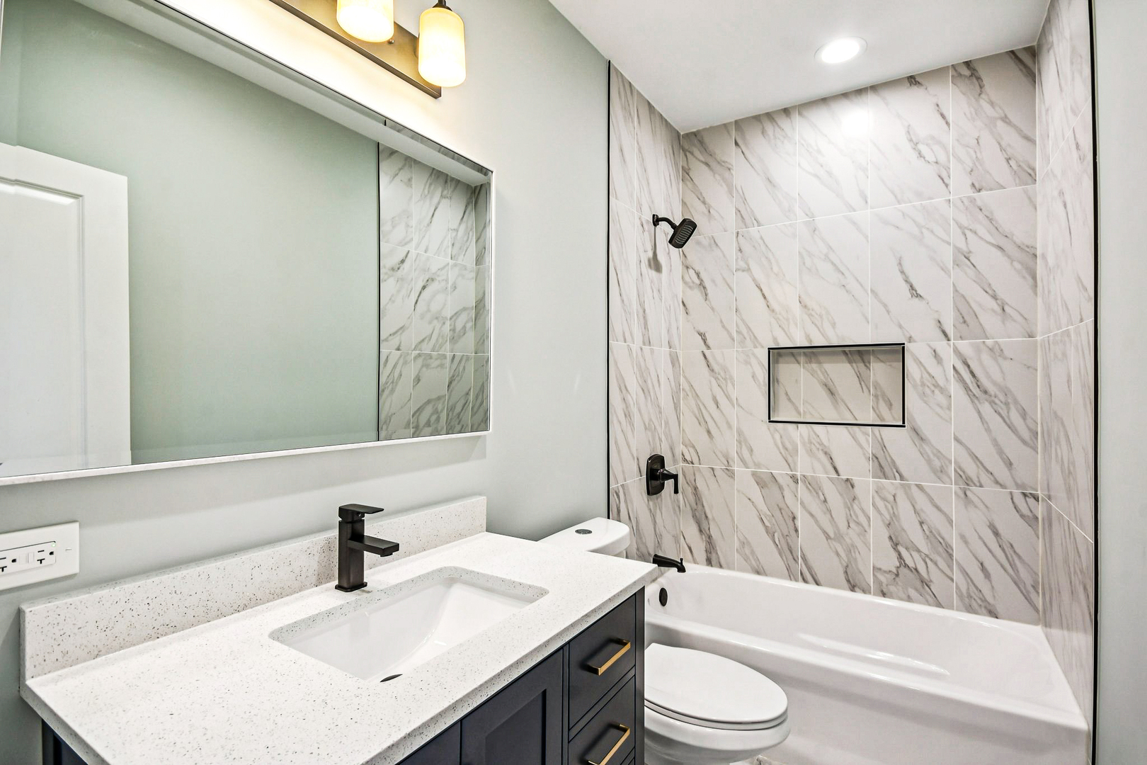 8200 S Normandy Avenue