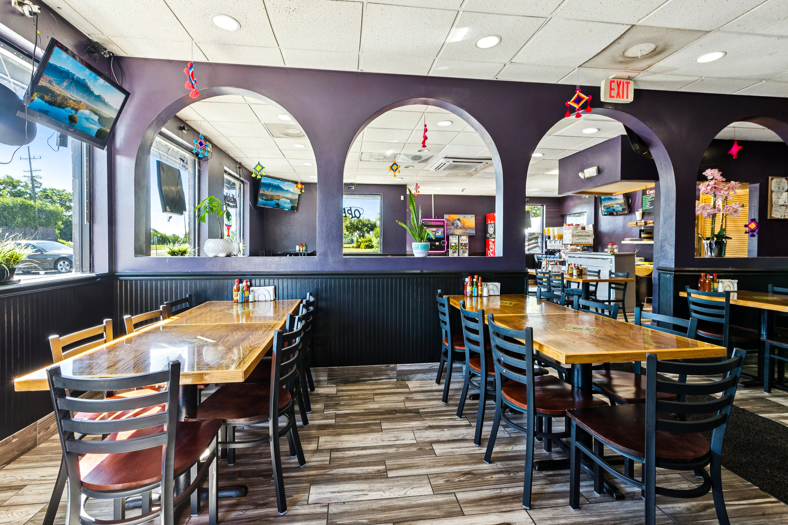 6602 N Barrington Road