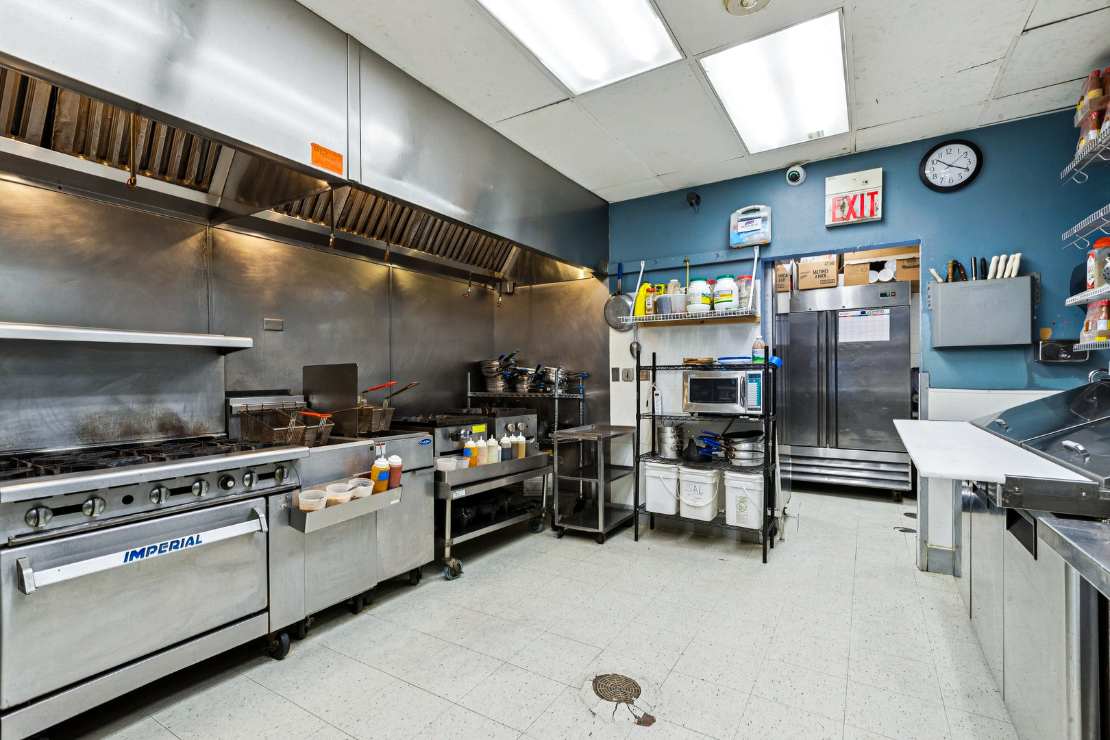 6602 N Barrington Road