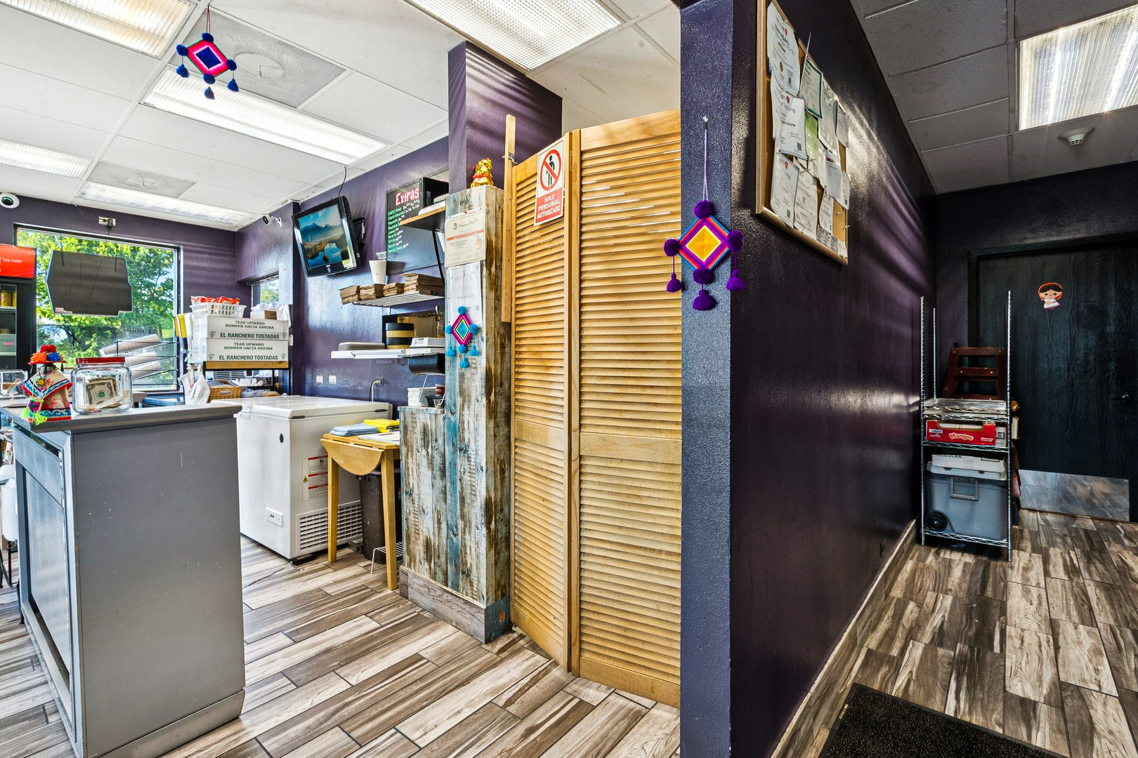 6602 N Barrington Road