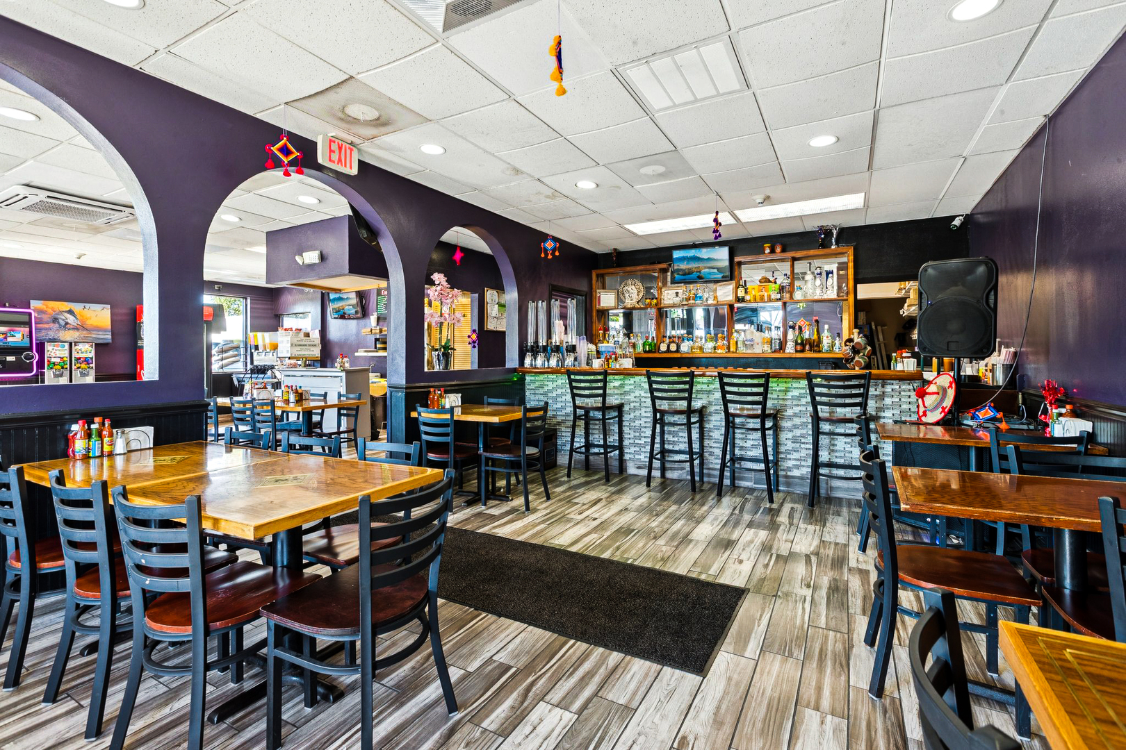 6602 N Barrington Road