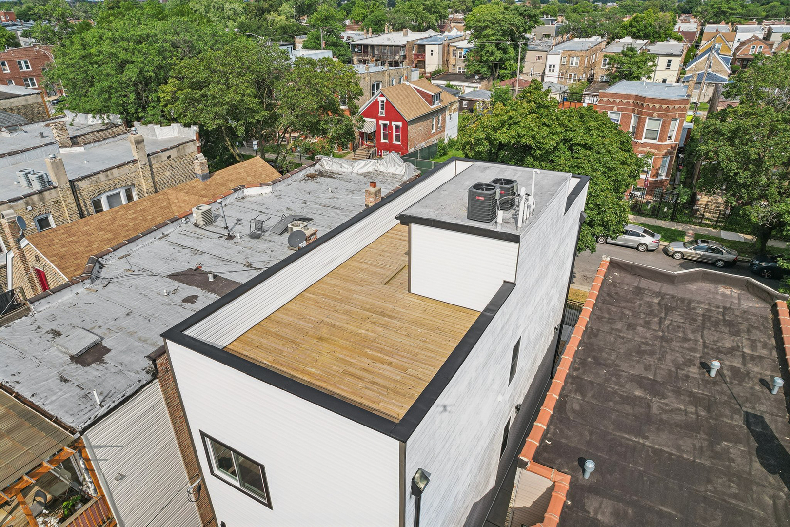 942 N Harding Avenue