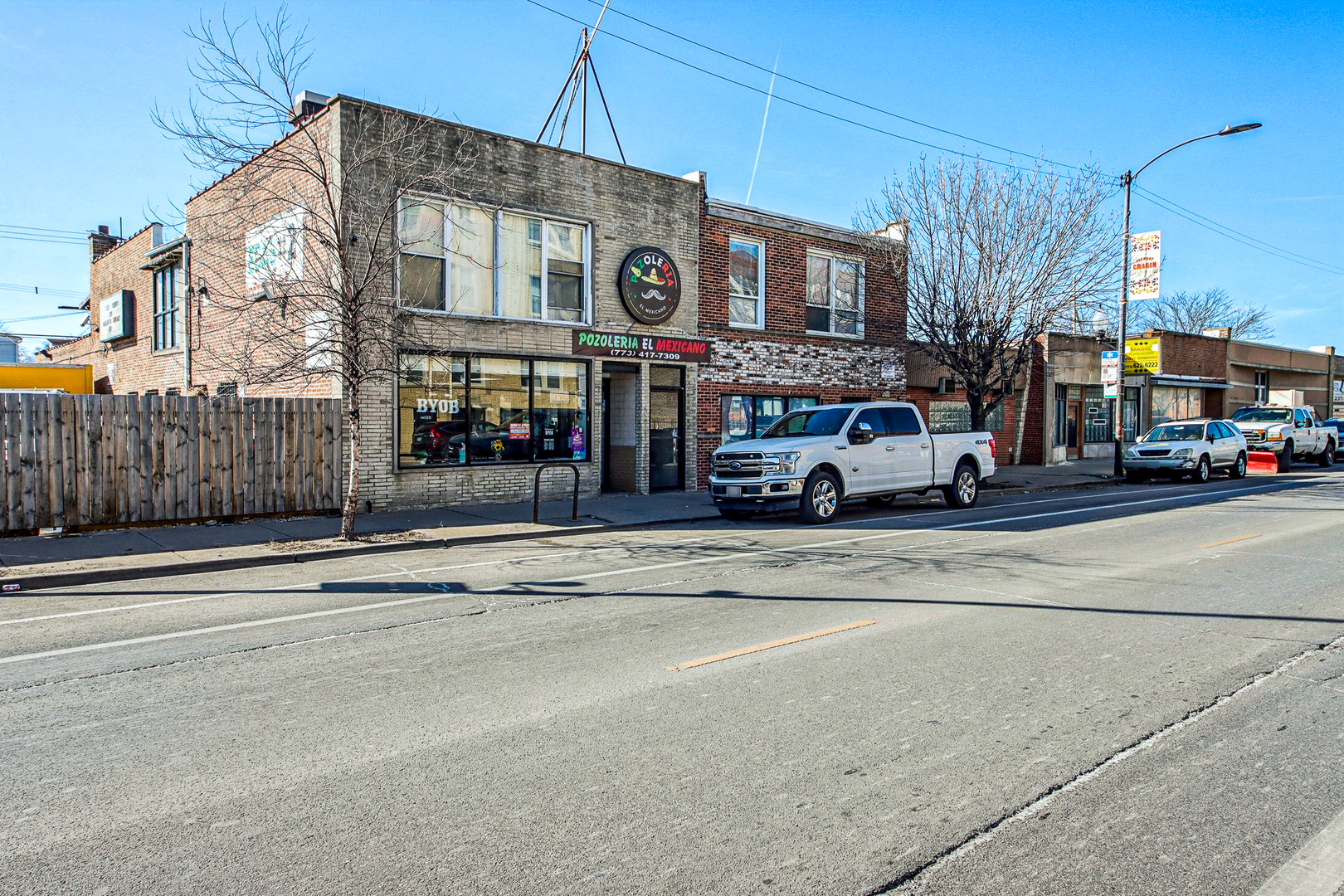 5037-39 W Diversey Avenue