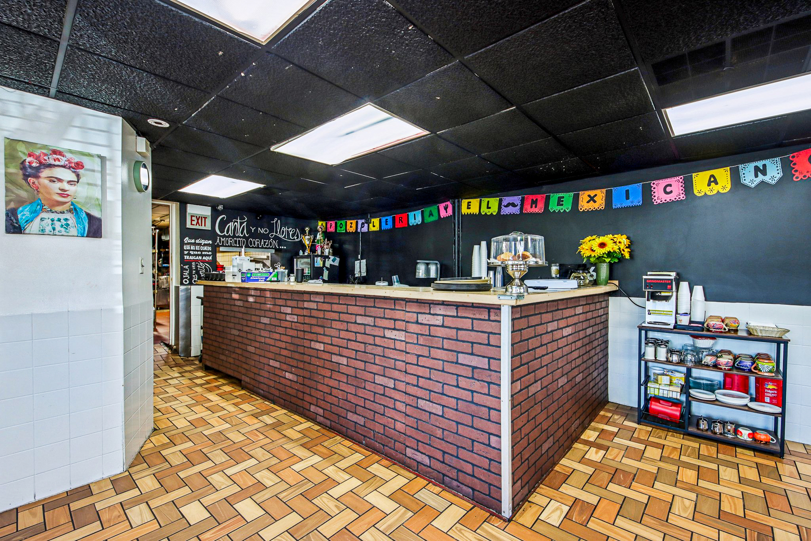 5037 W Diversey Avenue