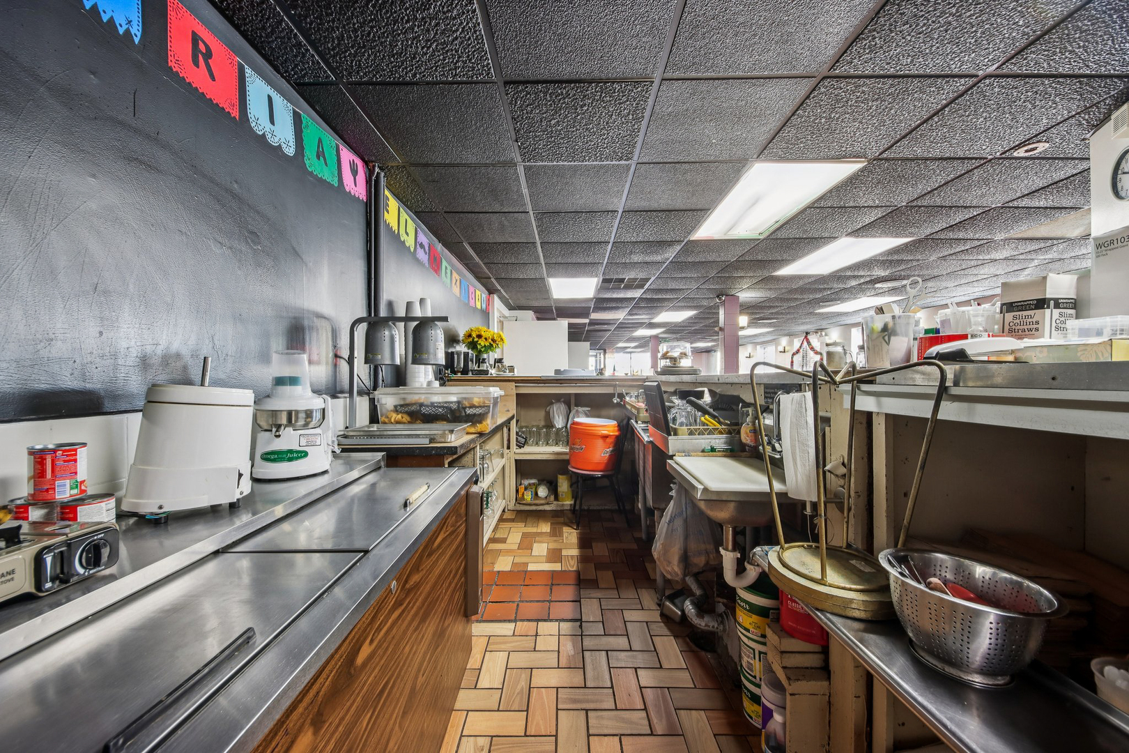 5037 W Diversey Avenue