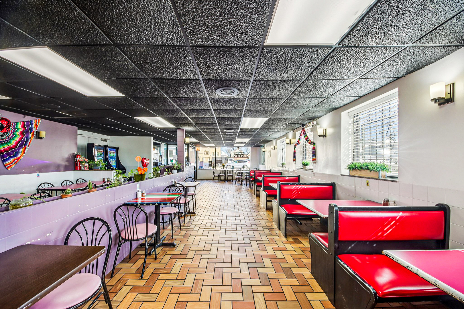 5037 W Diversey Avenue