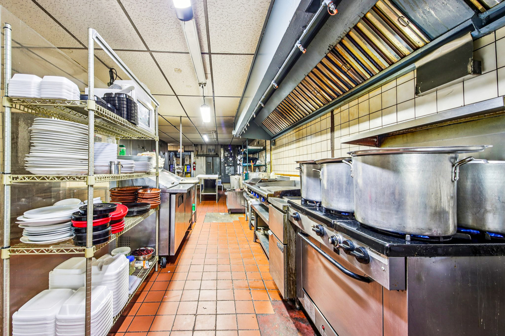 5037 W Diversey Avenue