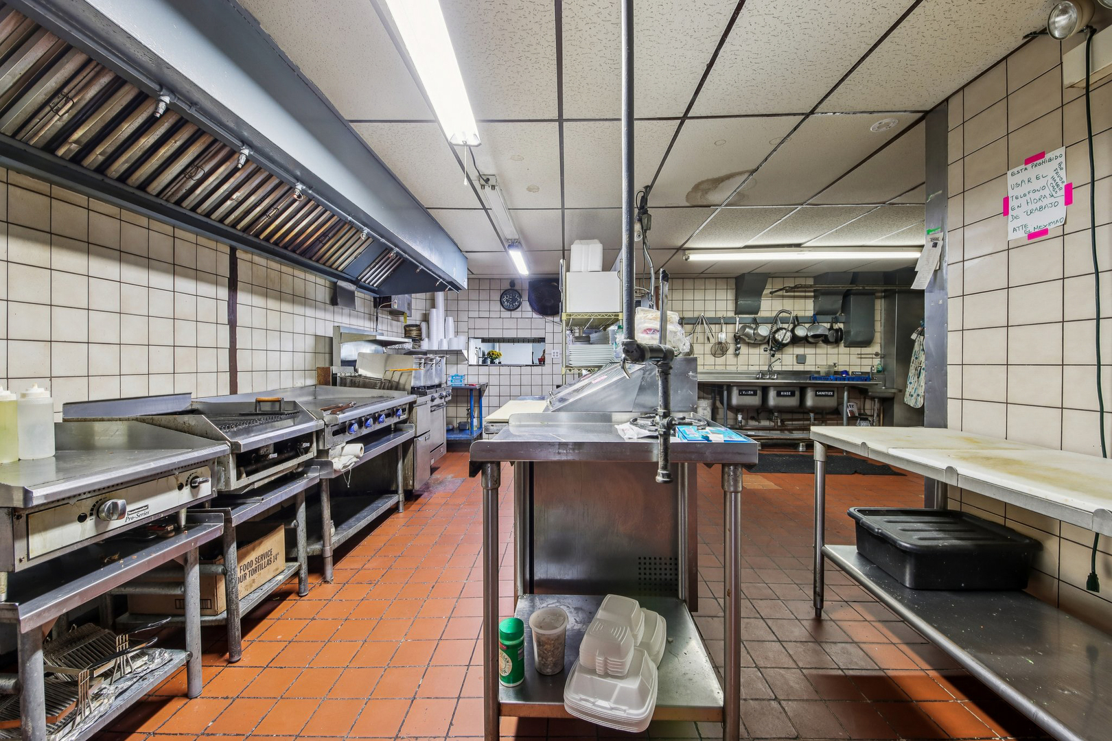 5037 W Diversey Avenue