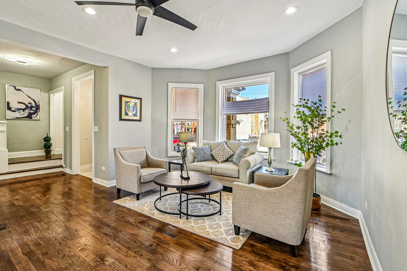 1622 S Central Park Avenue