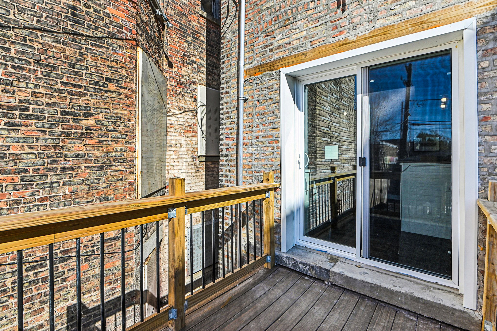 1622 S Central Park Avenue