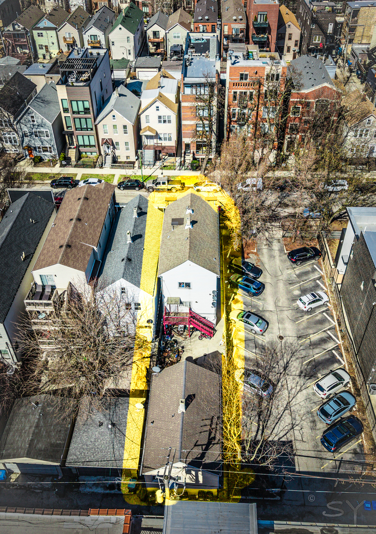 2423 W Moffat Street