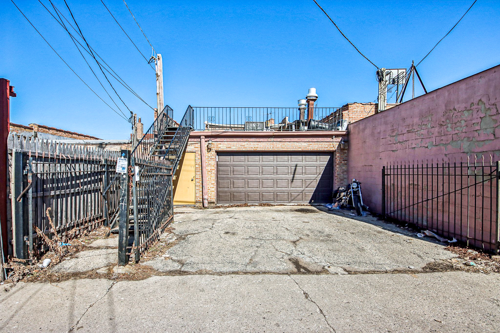 5039 W Diversey Avenue