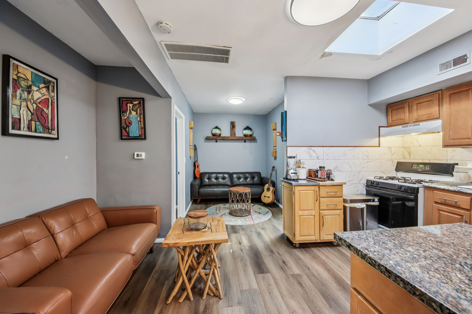 5039 W Diversey Avenue