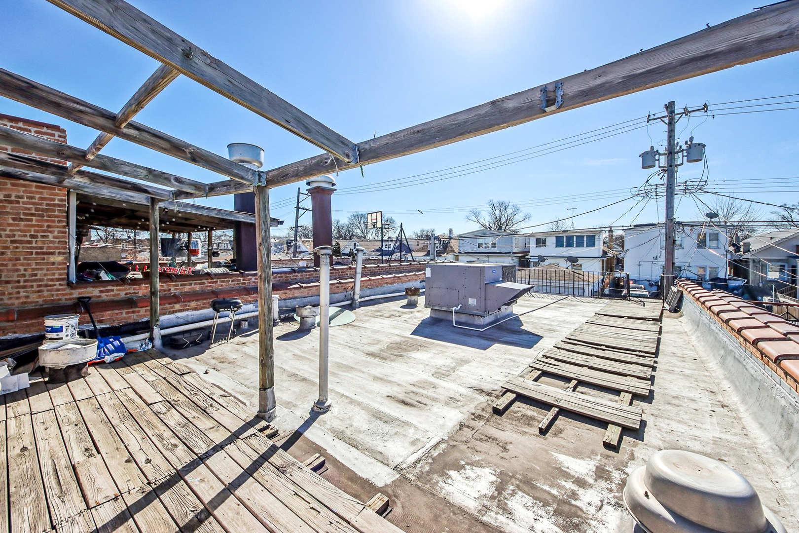 5039 W Diversey Avenue