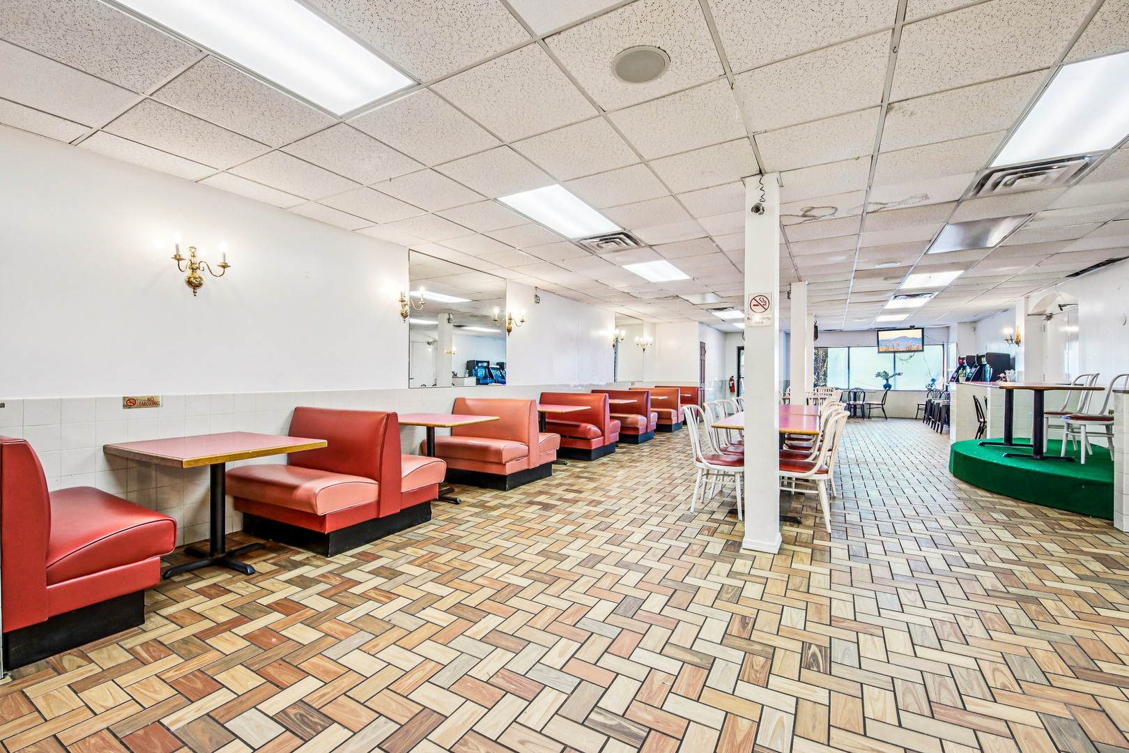 5039 W Diversey Avenue