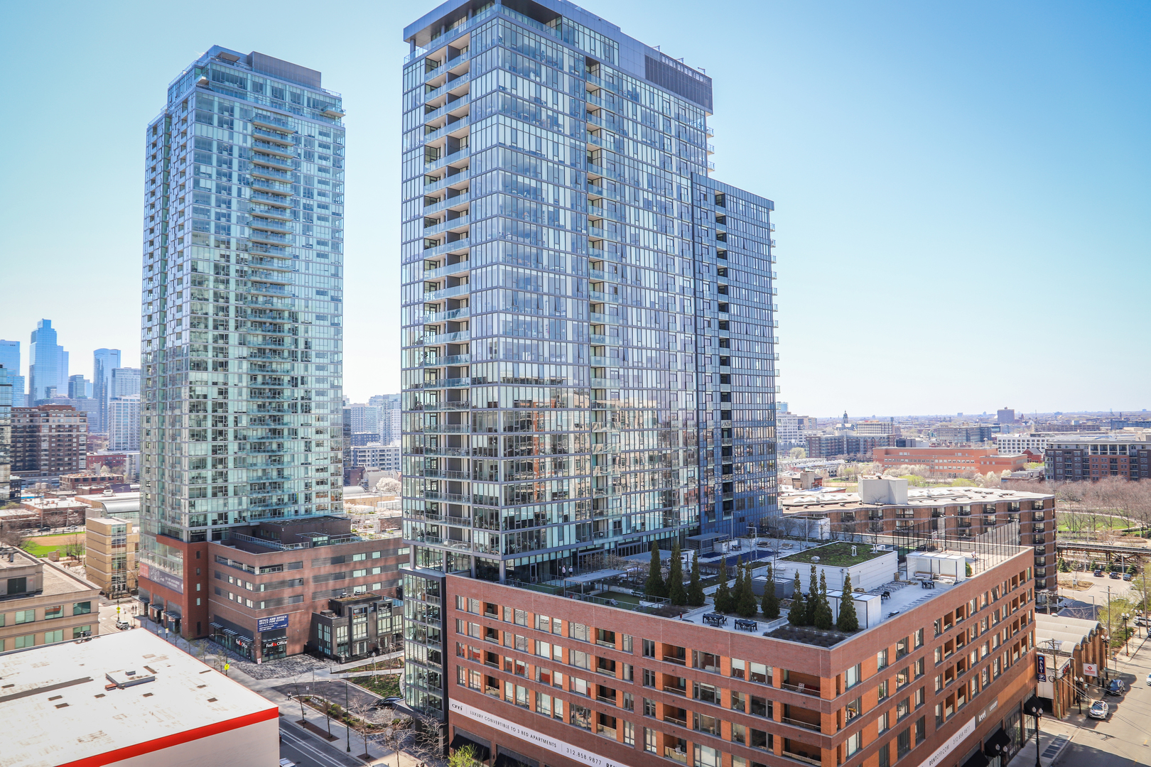 1212 N LaSalle Street Unit: 1607