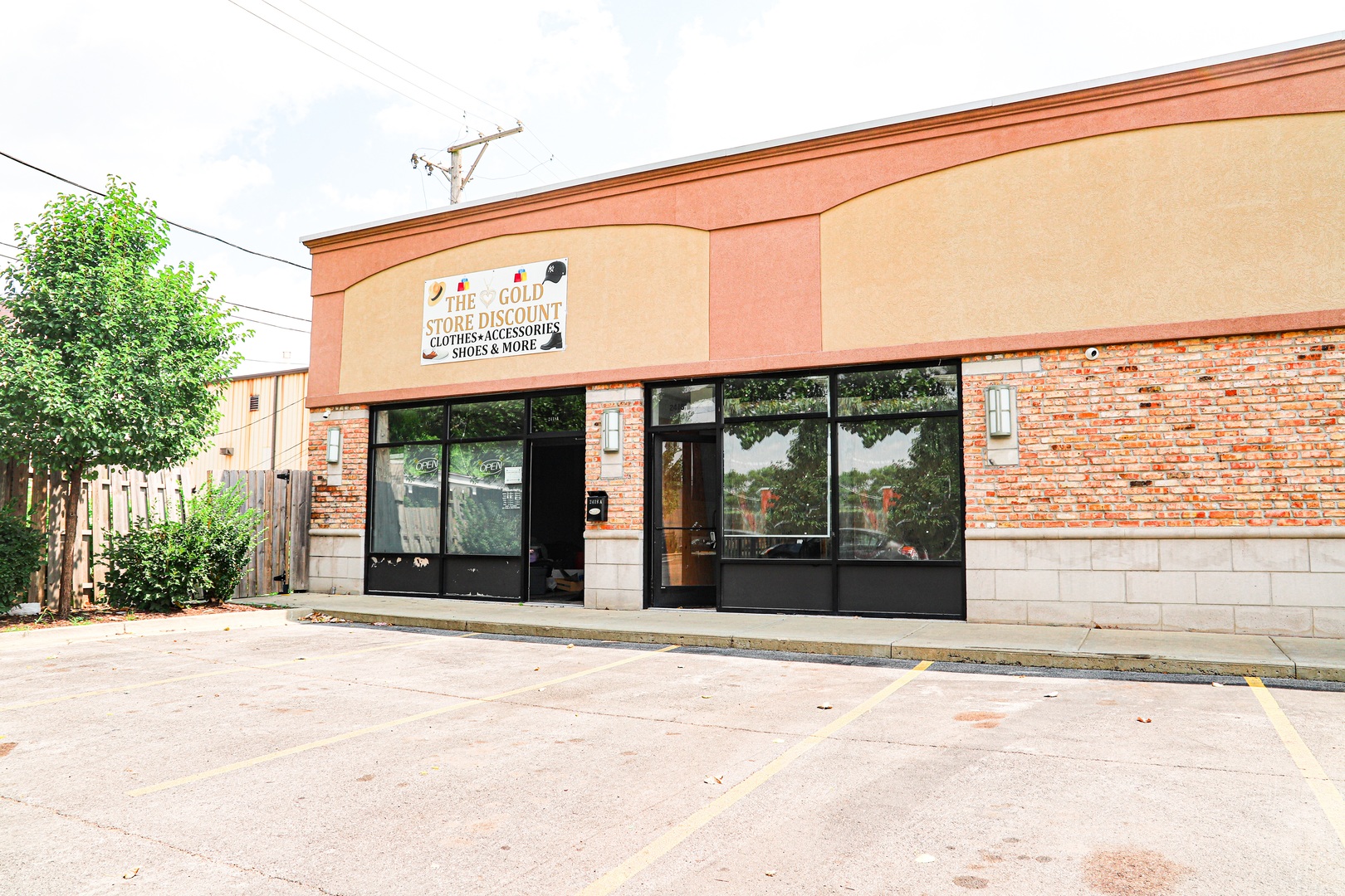 2418 W CERMAK Road Unit: A