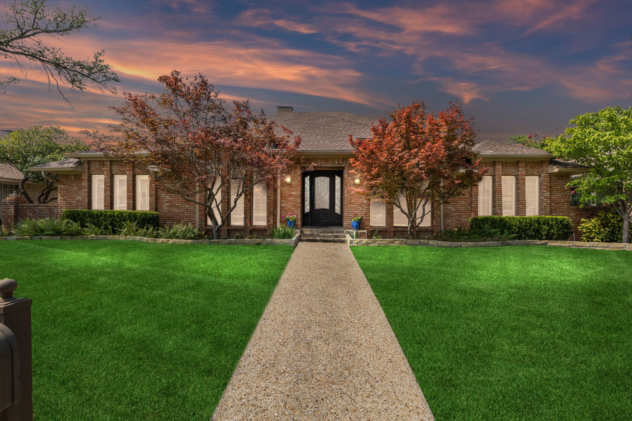 9533 Loma Vista Drive