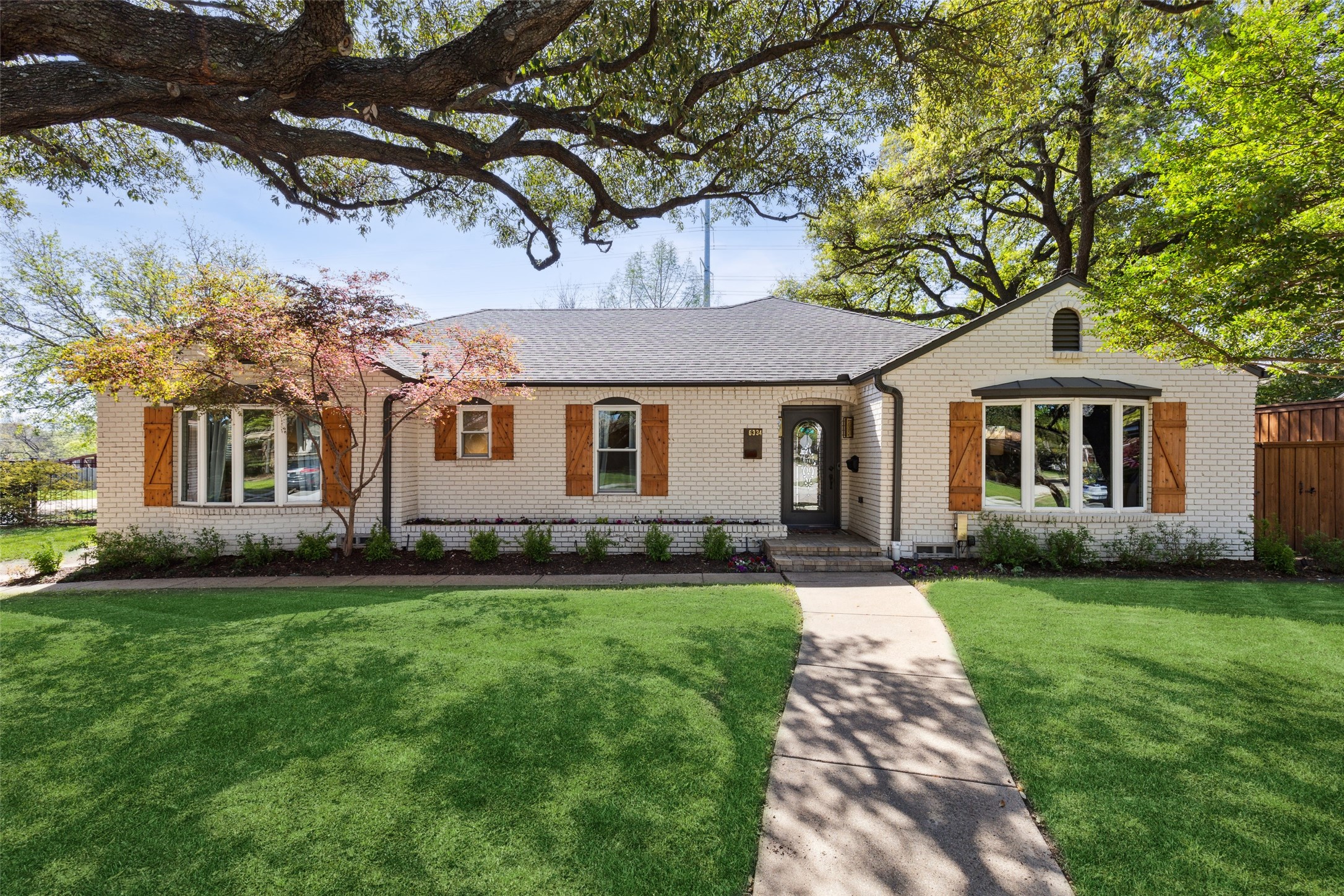 6334 Berwyn Lane