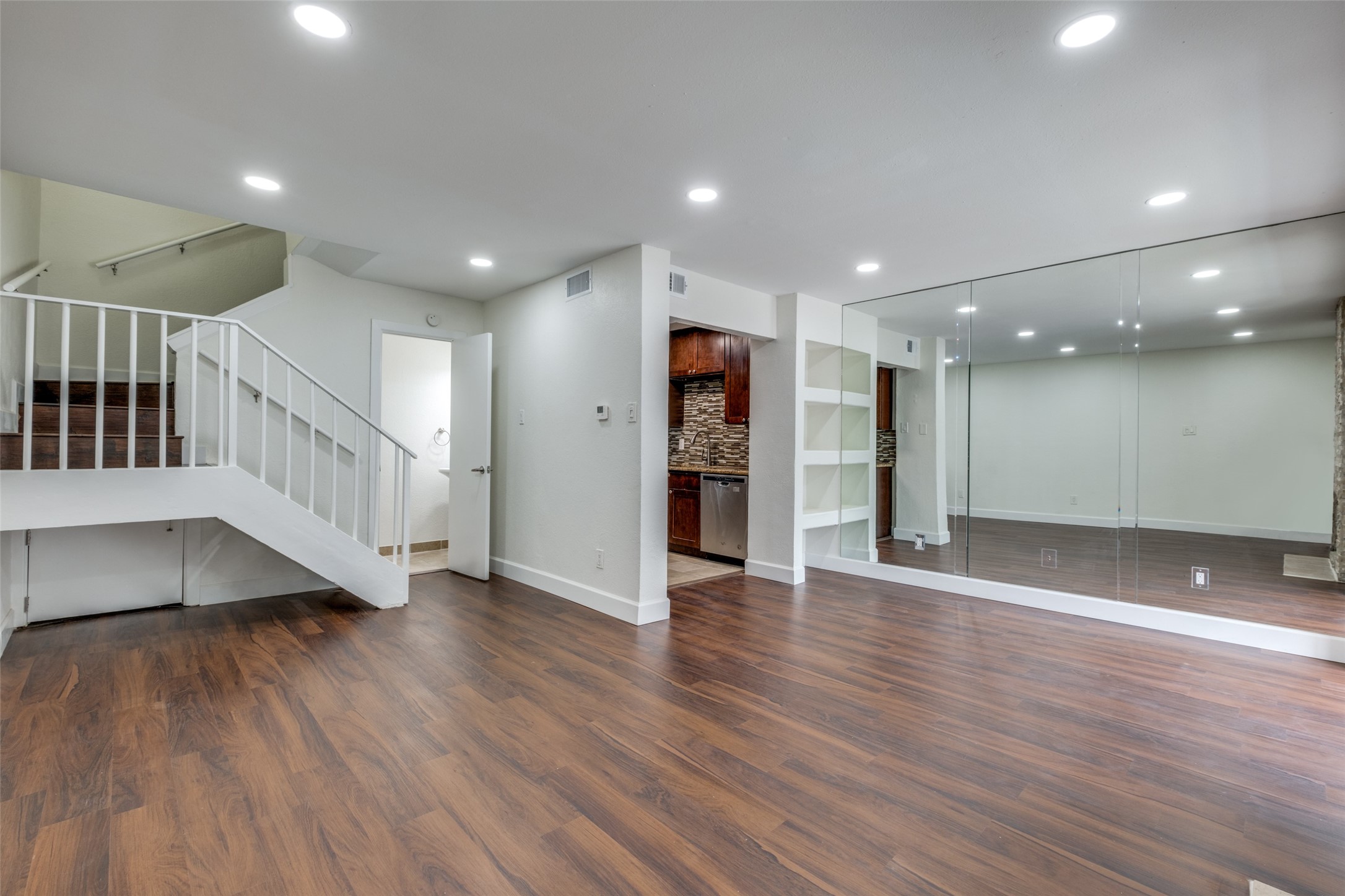 5757 Martel Avenue A12