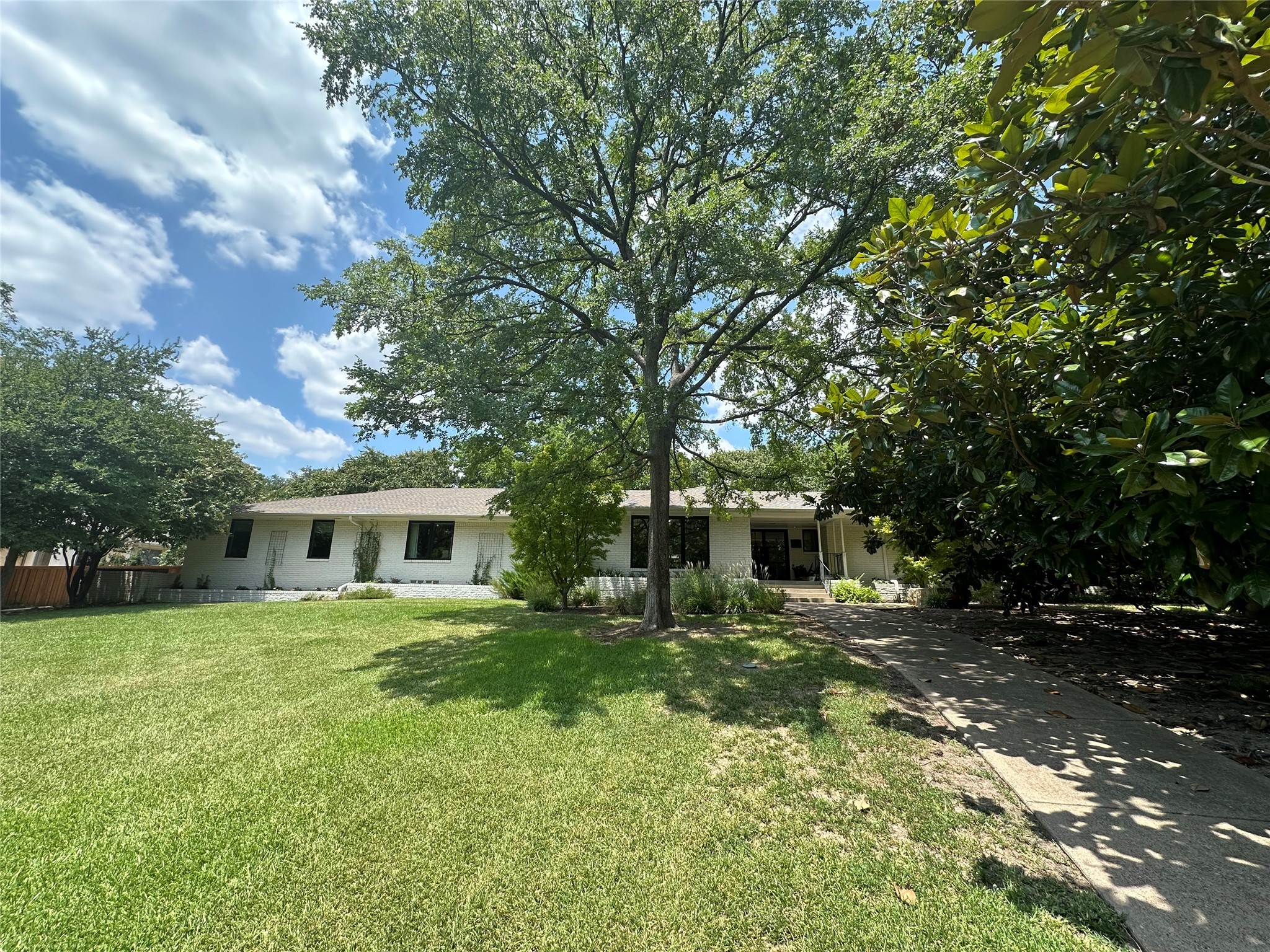 6945 Tokalon Drive