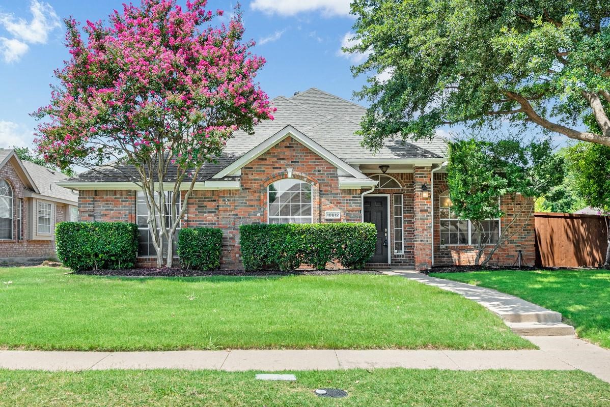 10612 Robincreek Lane