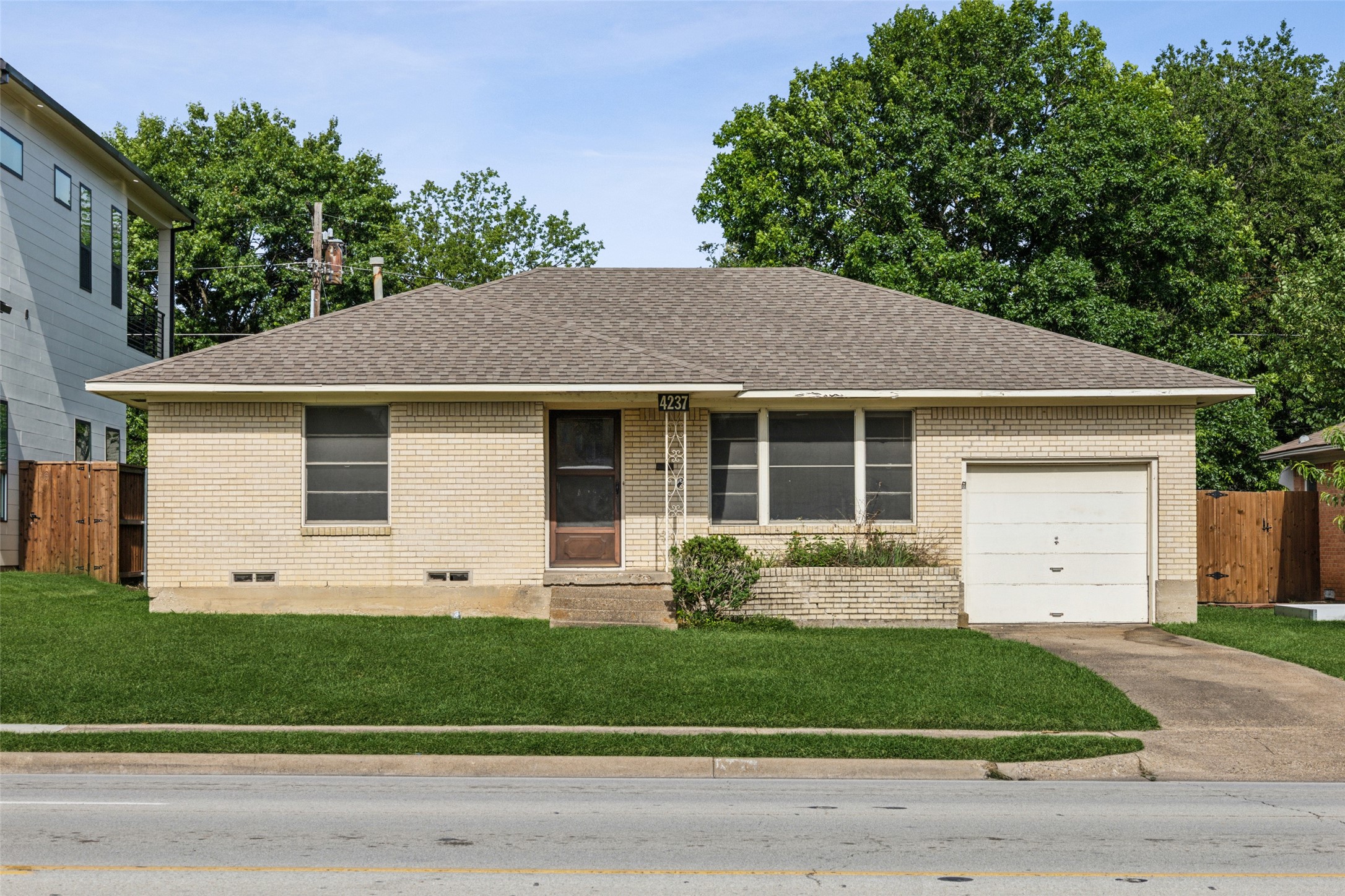 4237 Skillman Street