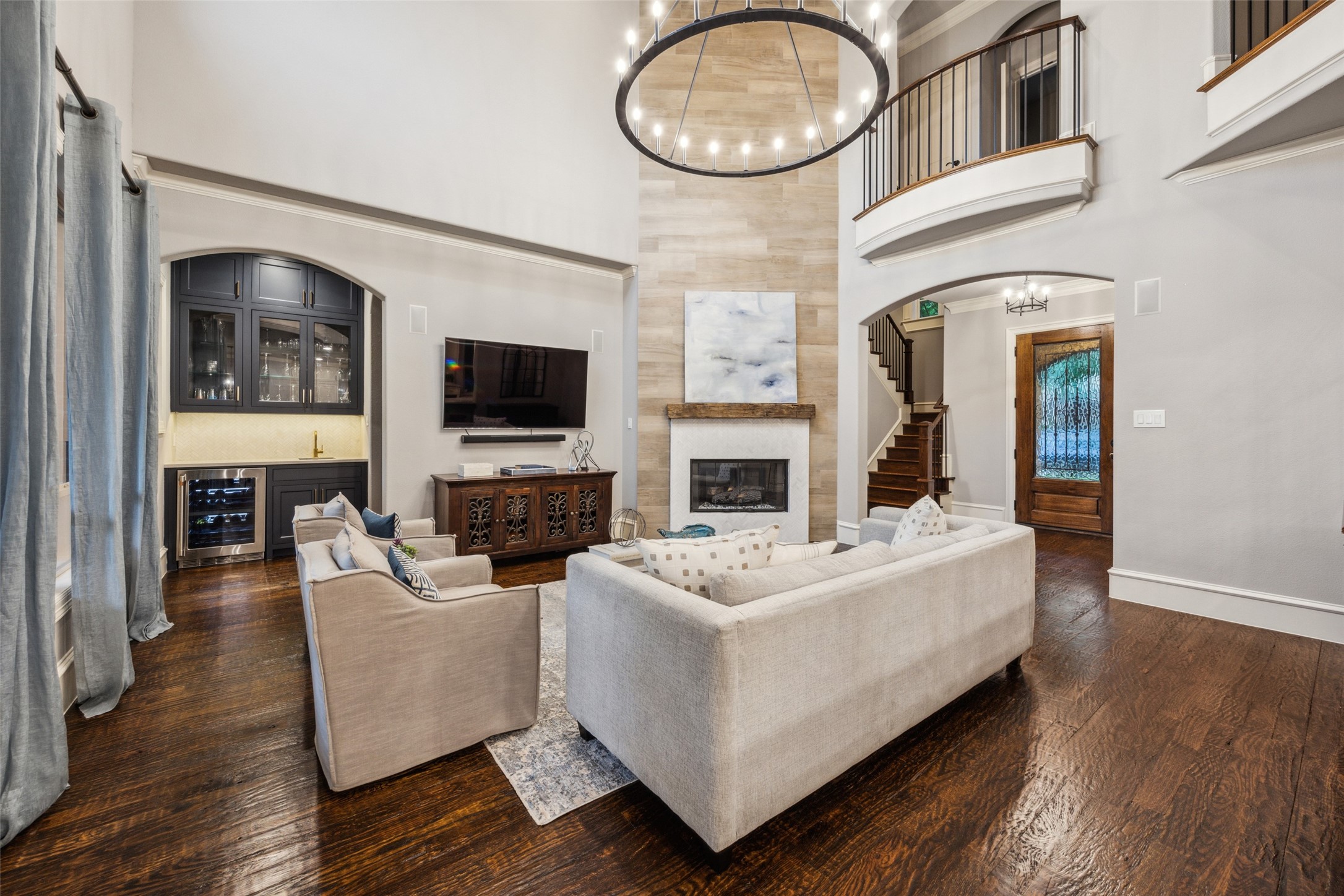 6723 Sondra Drive