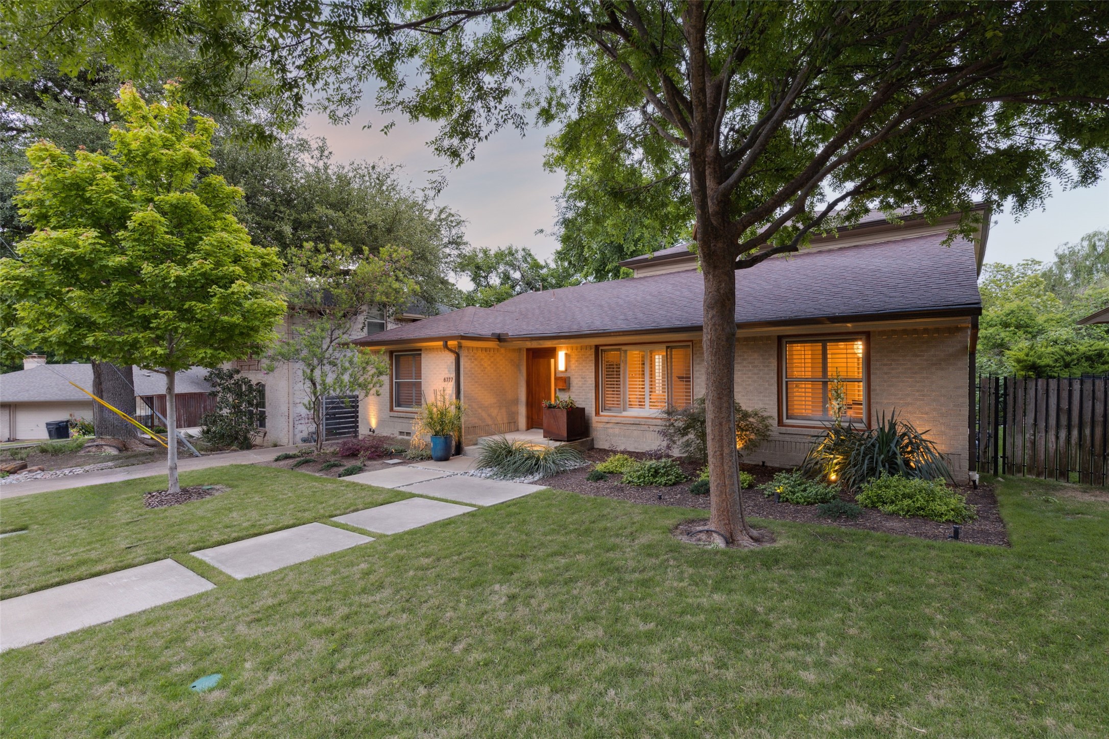 6777 Lakefair Circle