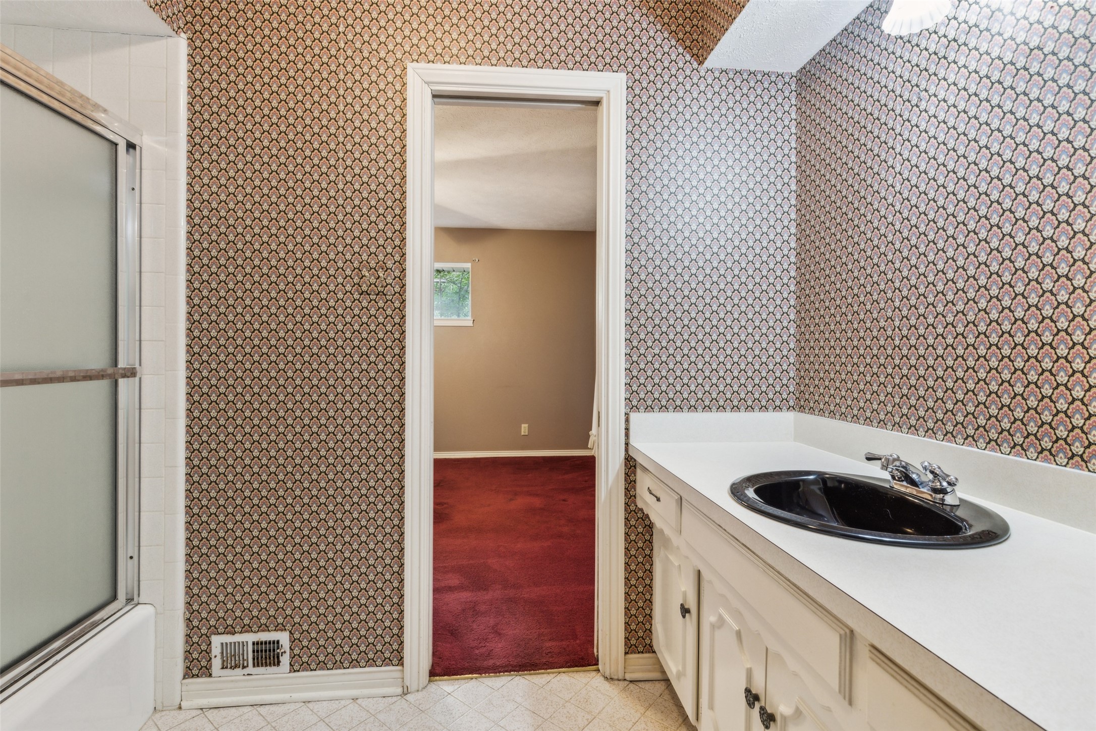 6835 Redstart Lane