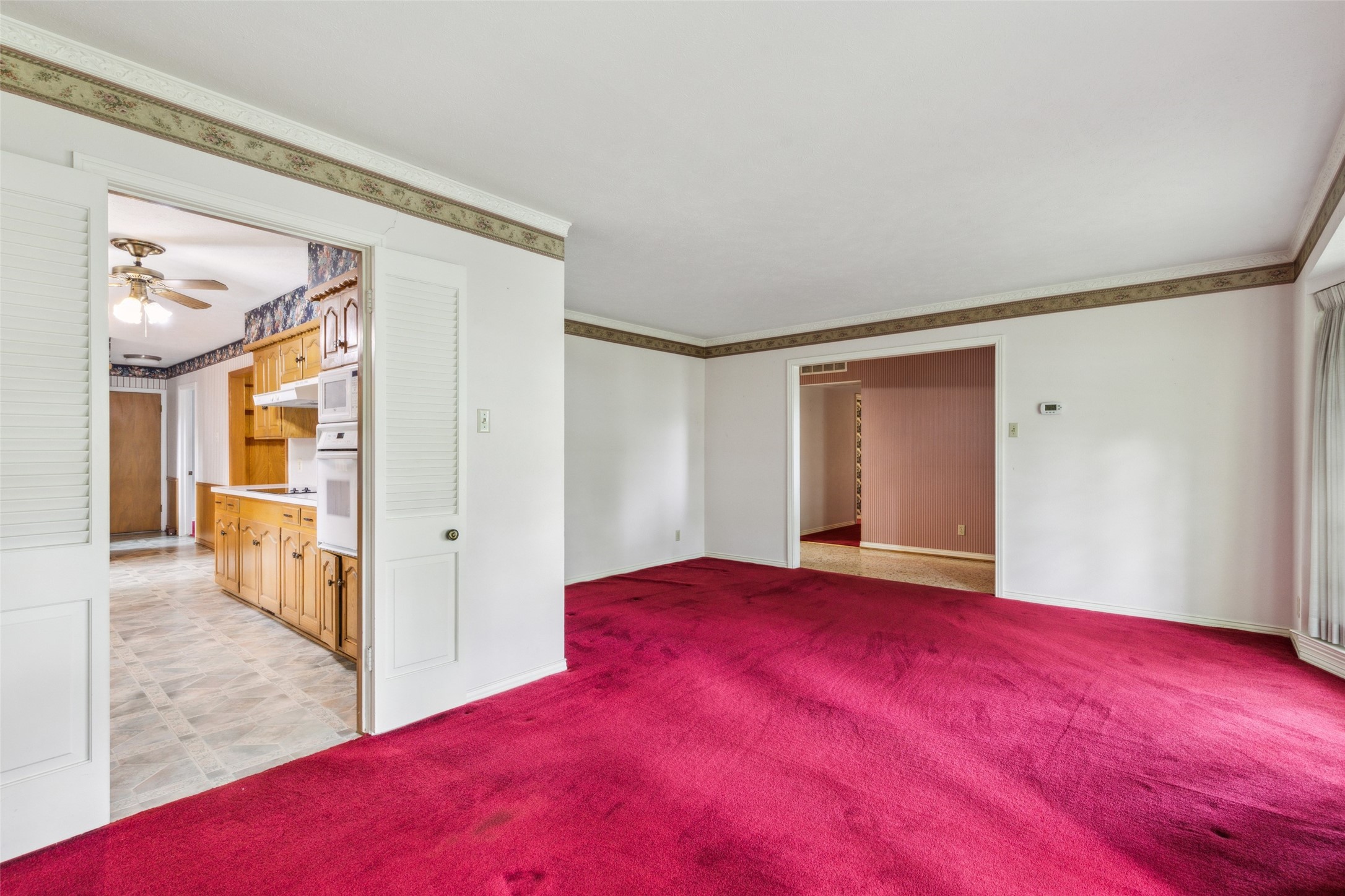 6835 Redstart Lane