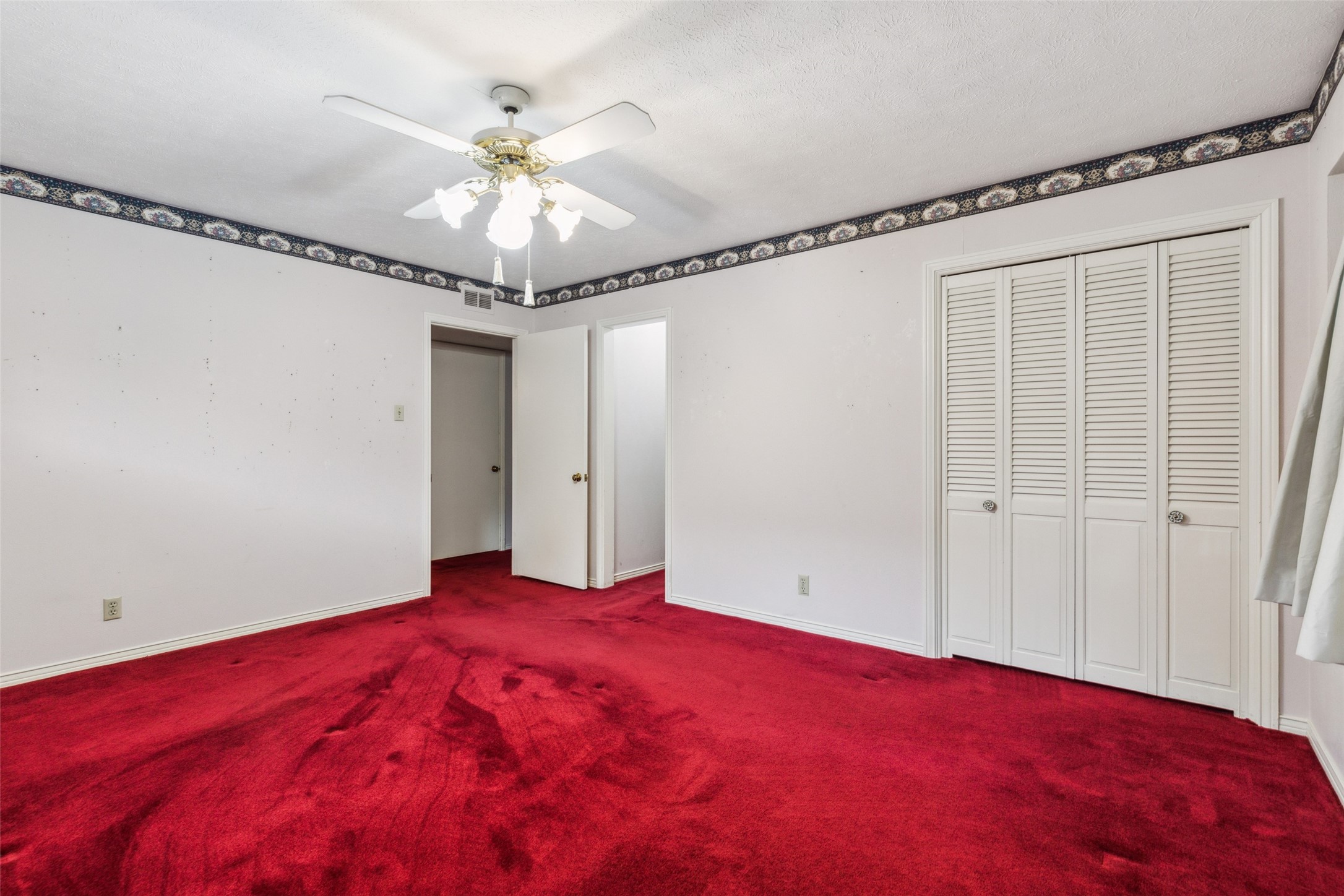6835 Redstart Lane