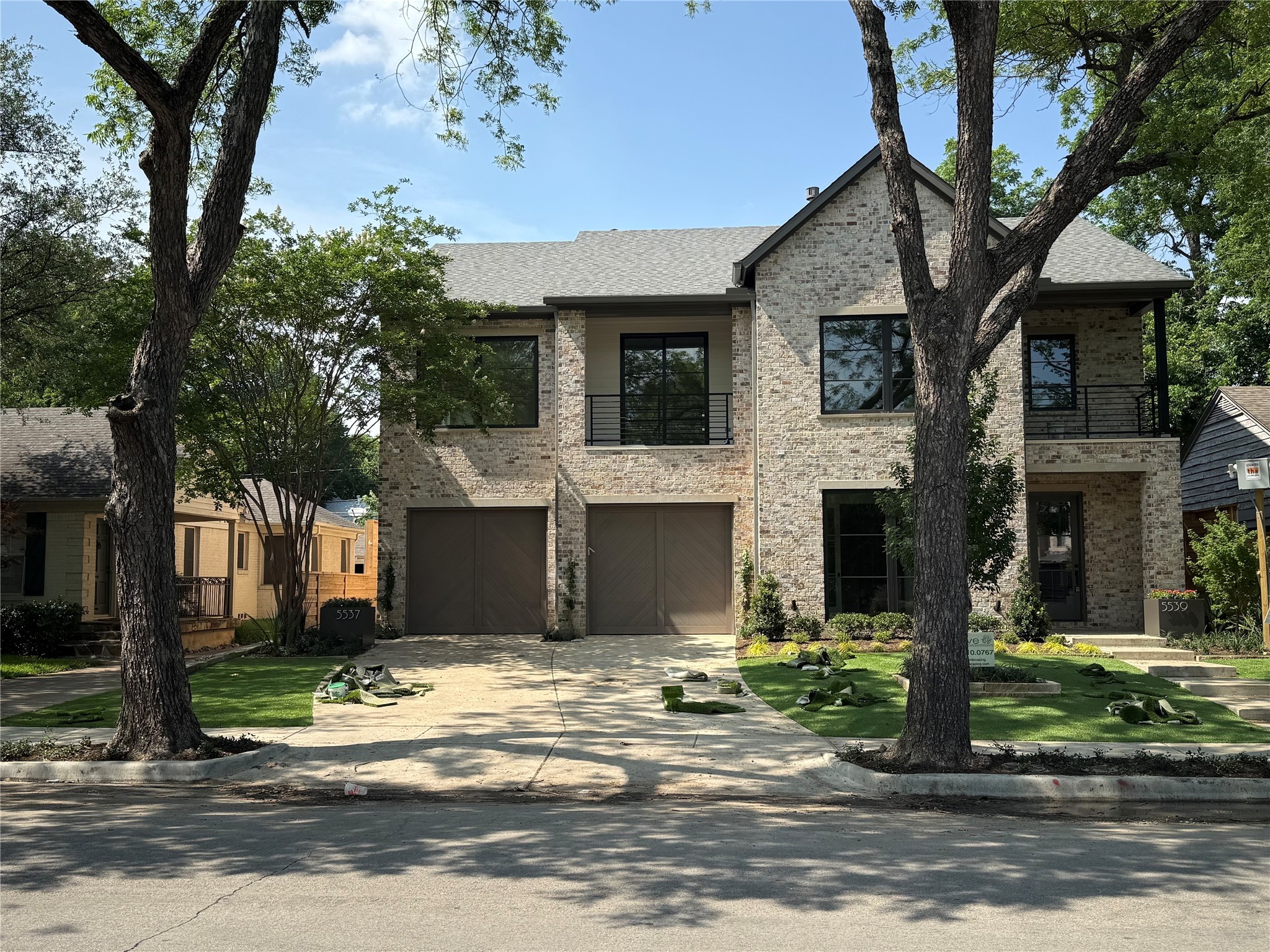 5537 Longview Street