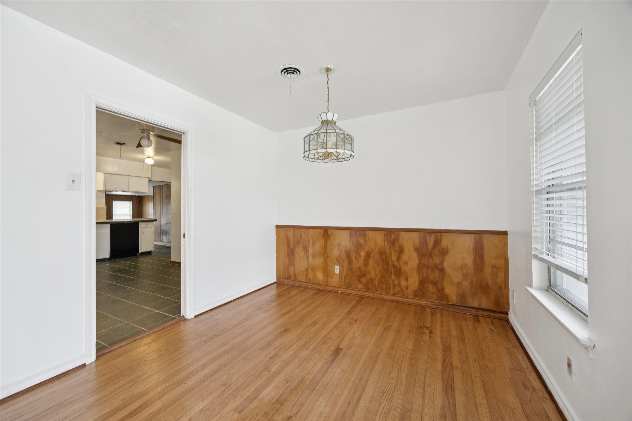 10136 San Juan Avenue