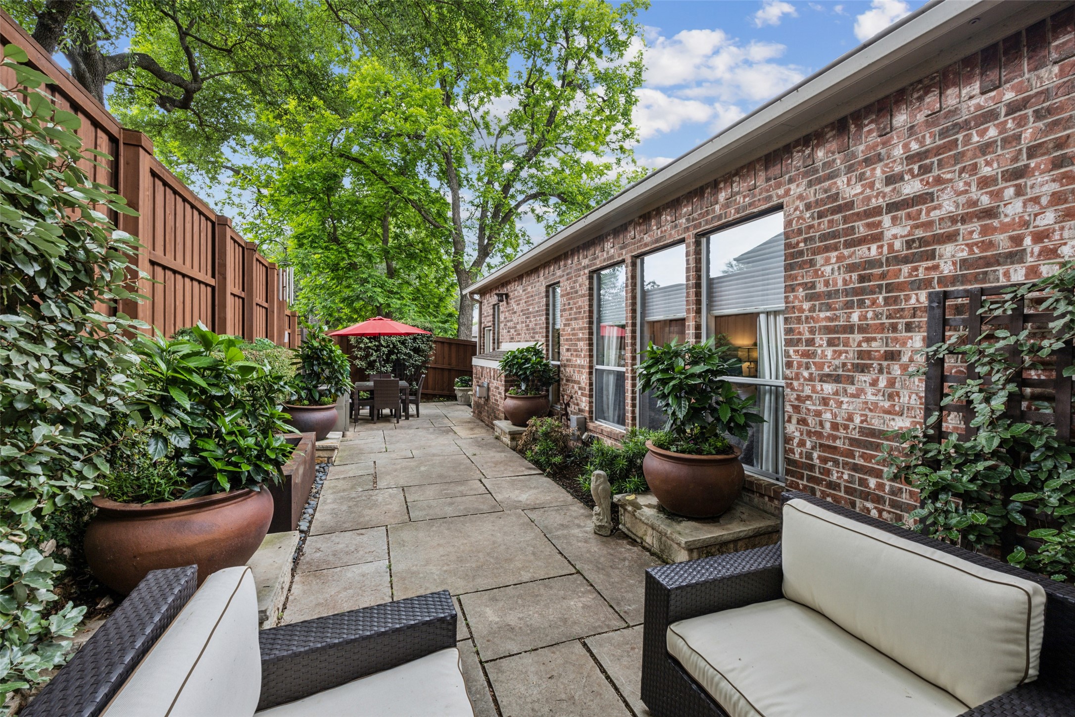 7904 Briar Brook Court