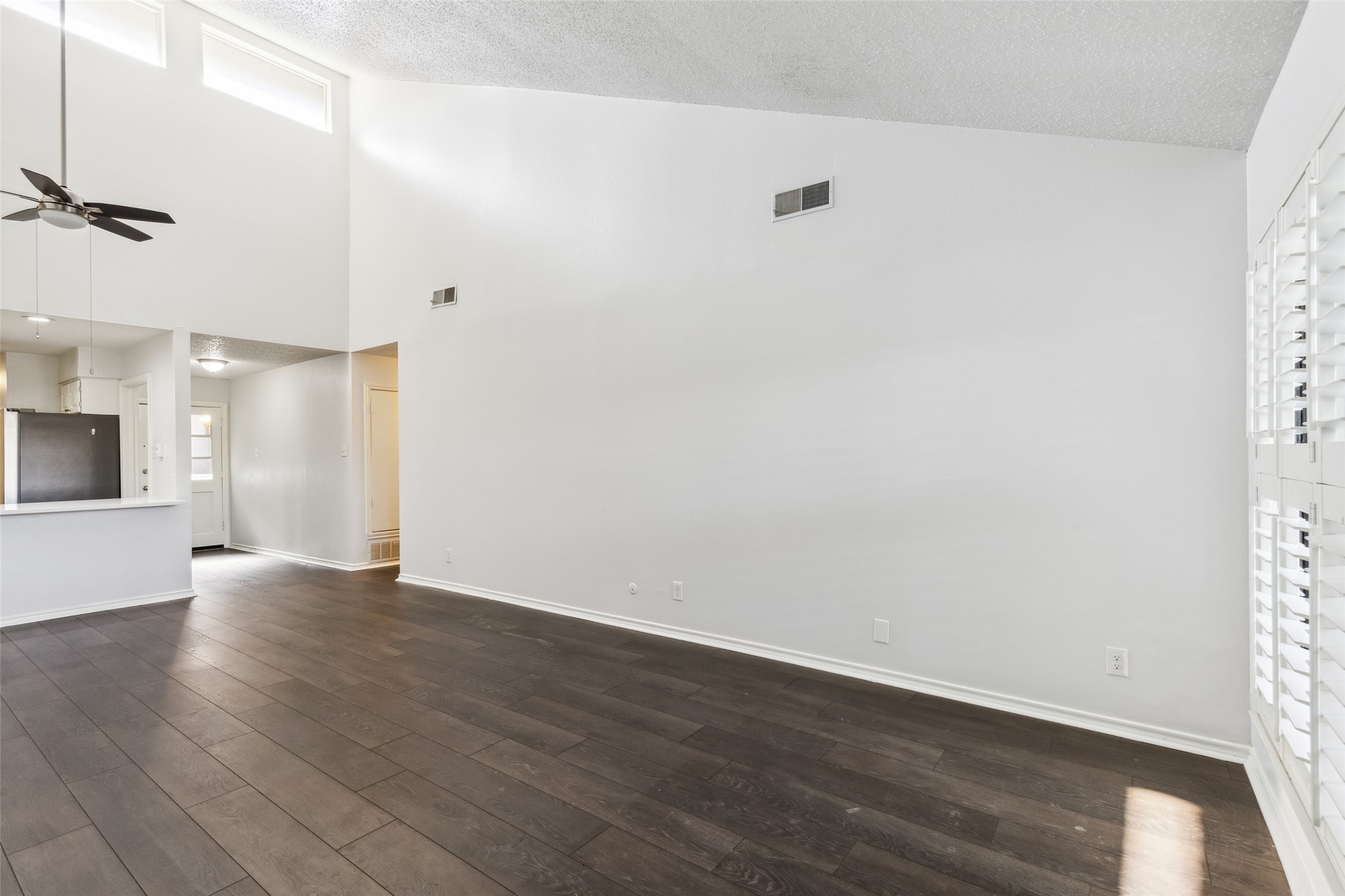 9539 Highland View Drive