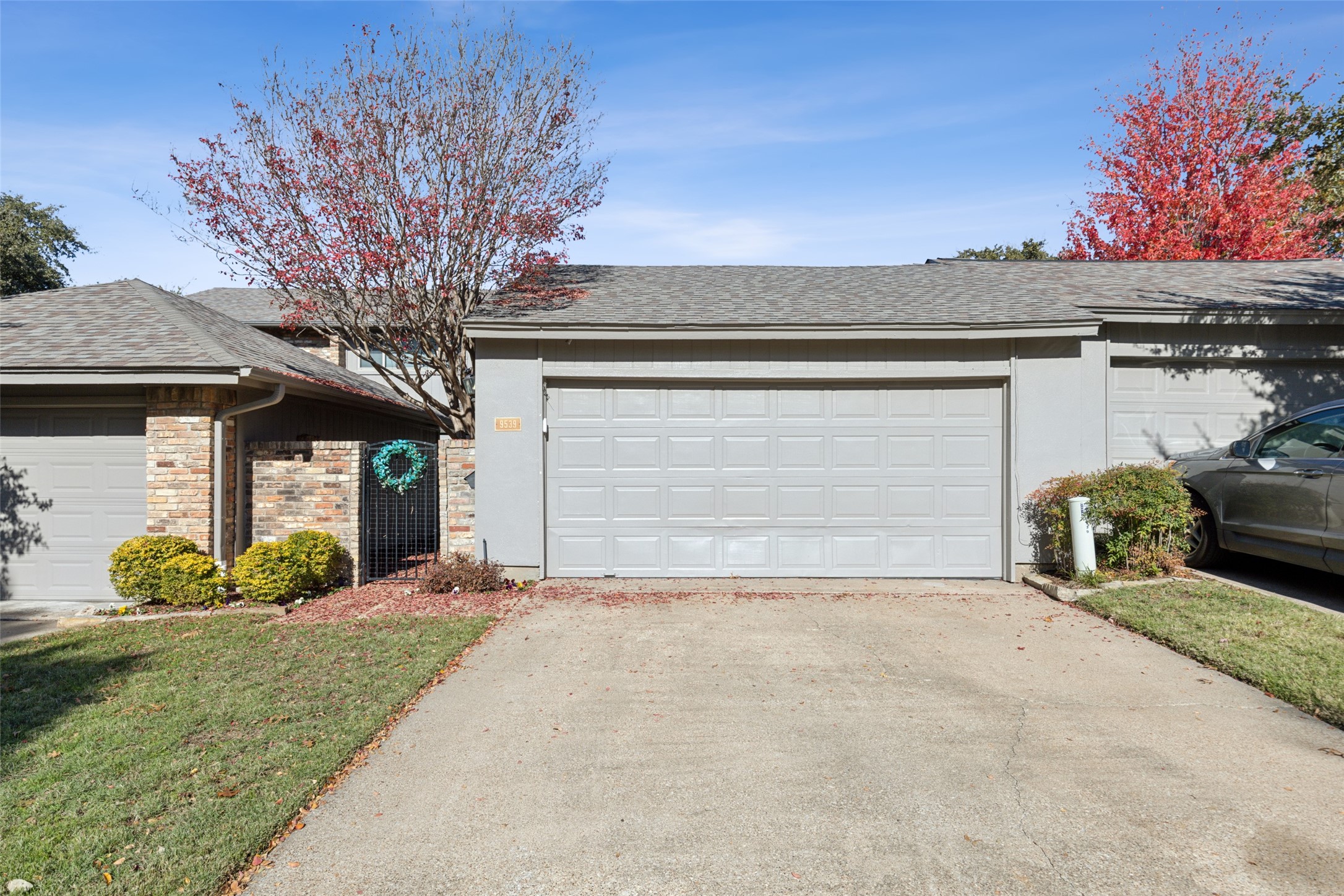 9539 Highland View Drive