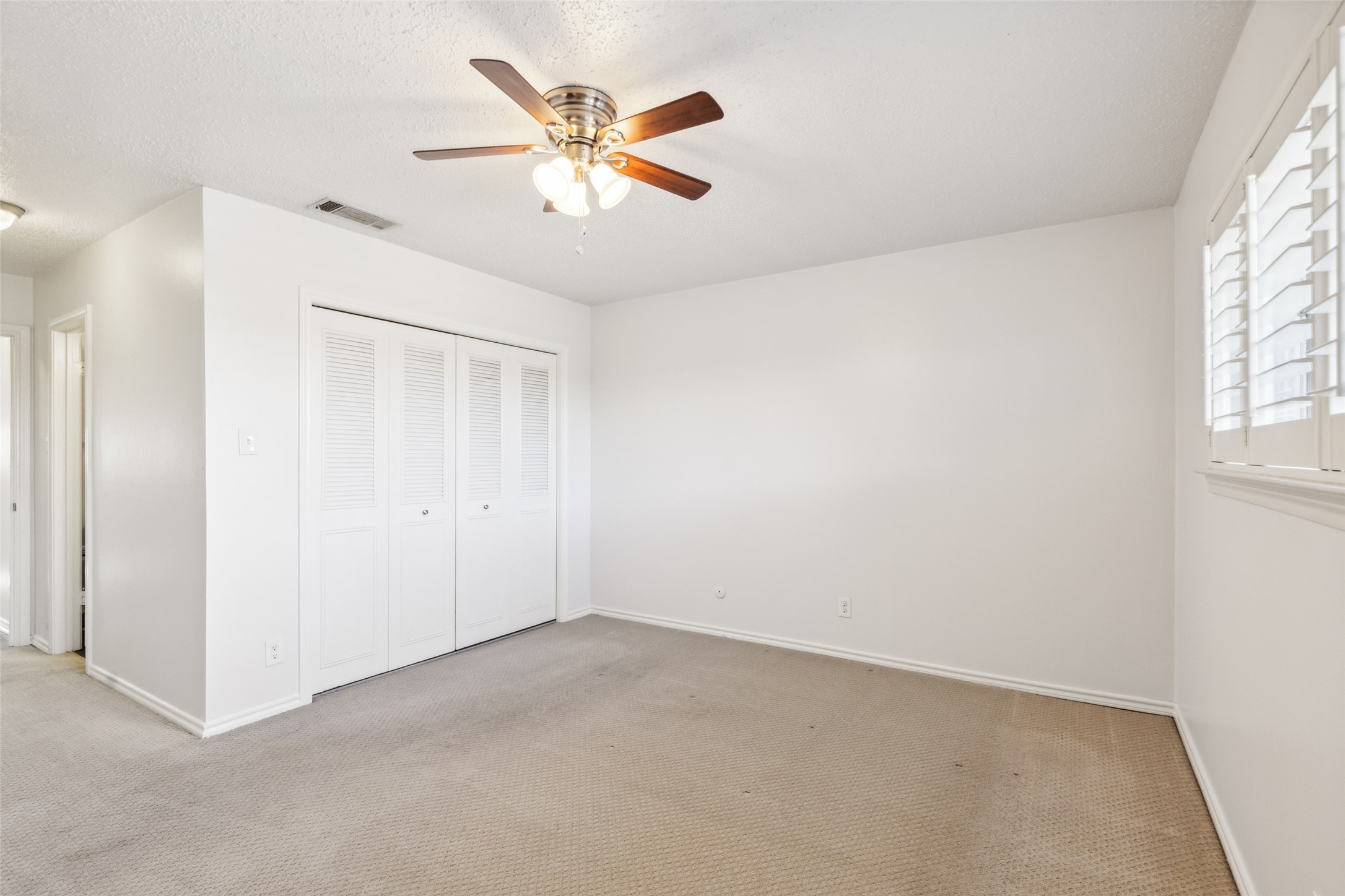 9539 Highland View Drive