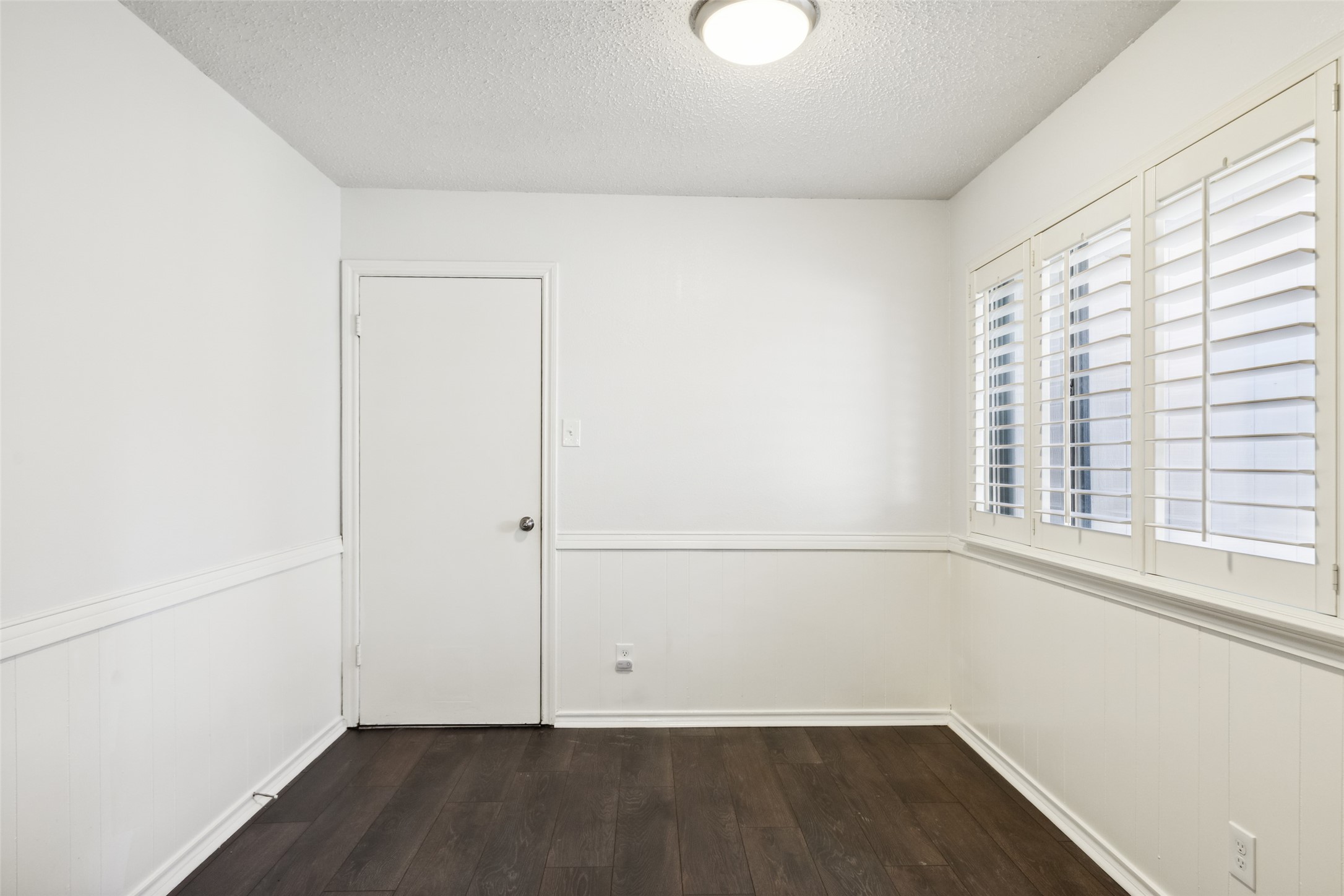 9539 Highland View Drive