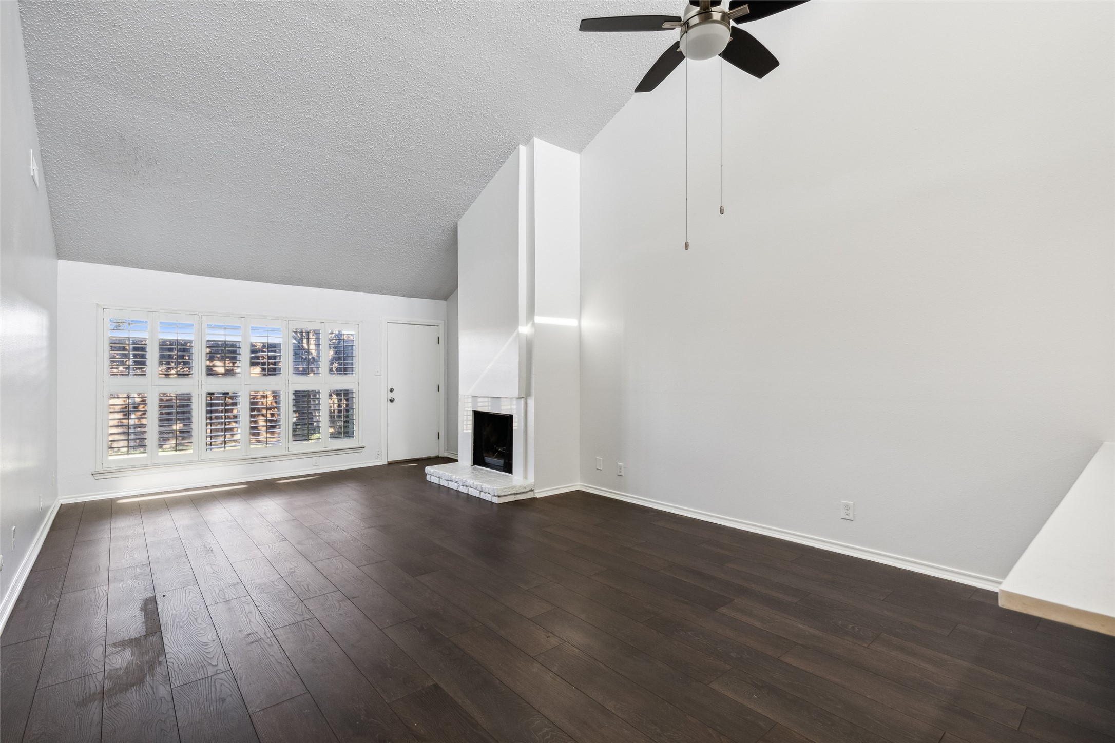 9539 Highland View Drive