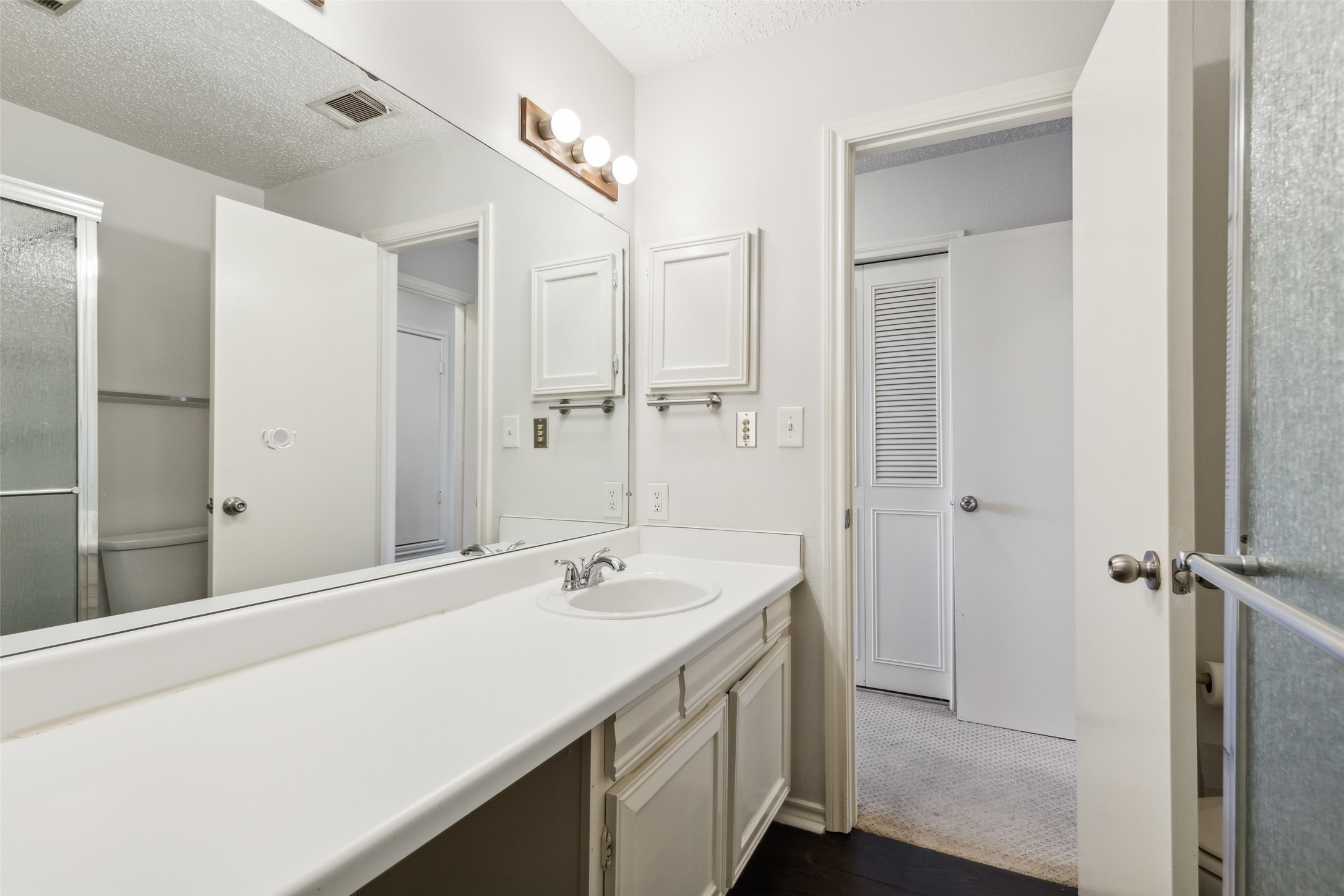 9539 Highland View Drive