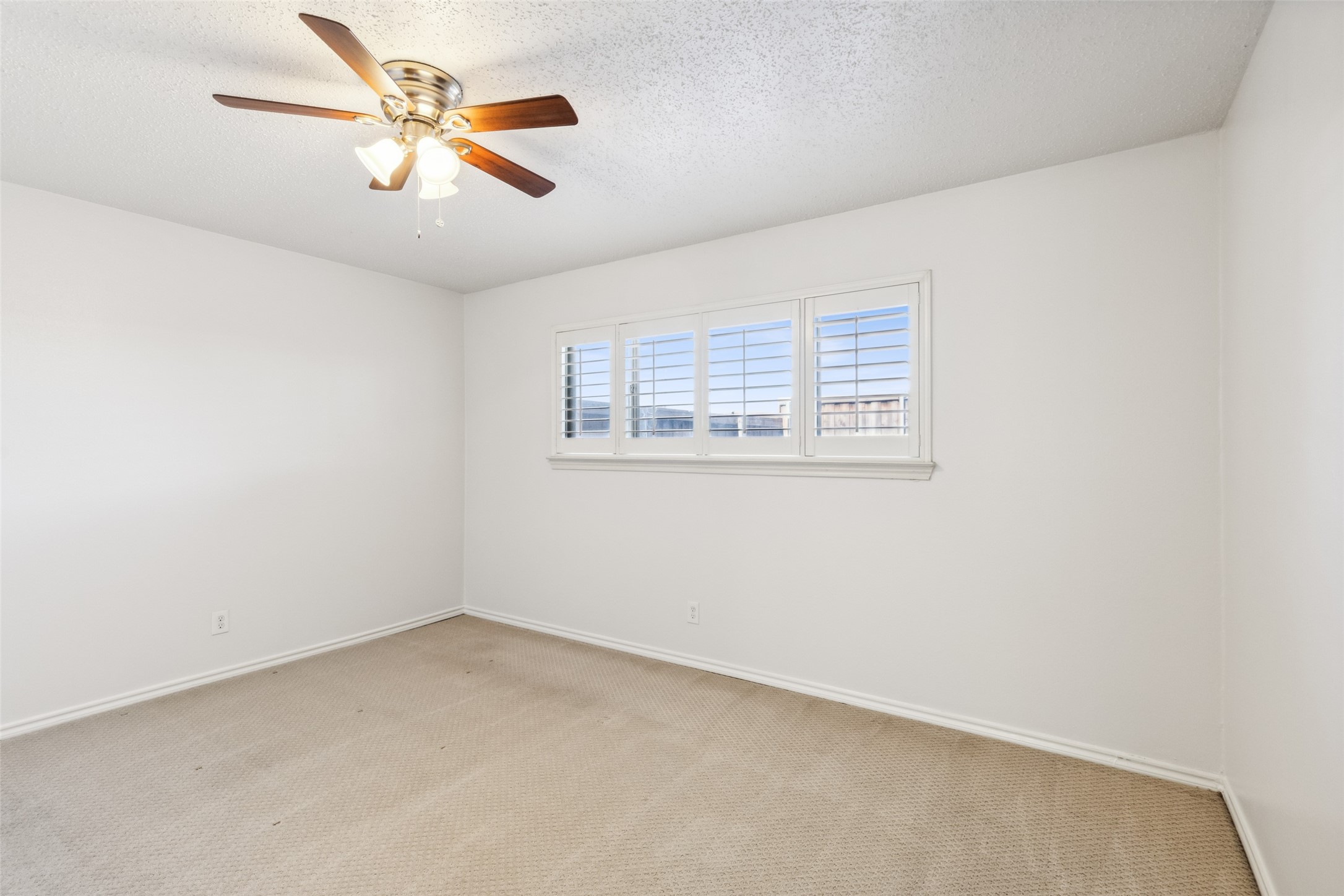 9539 Highland View Drive