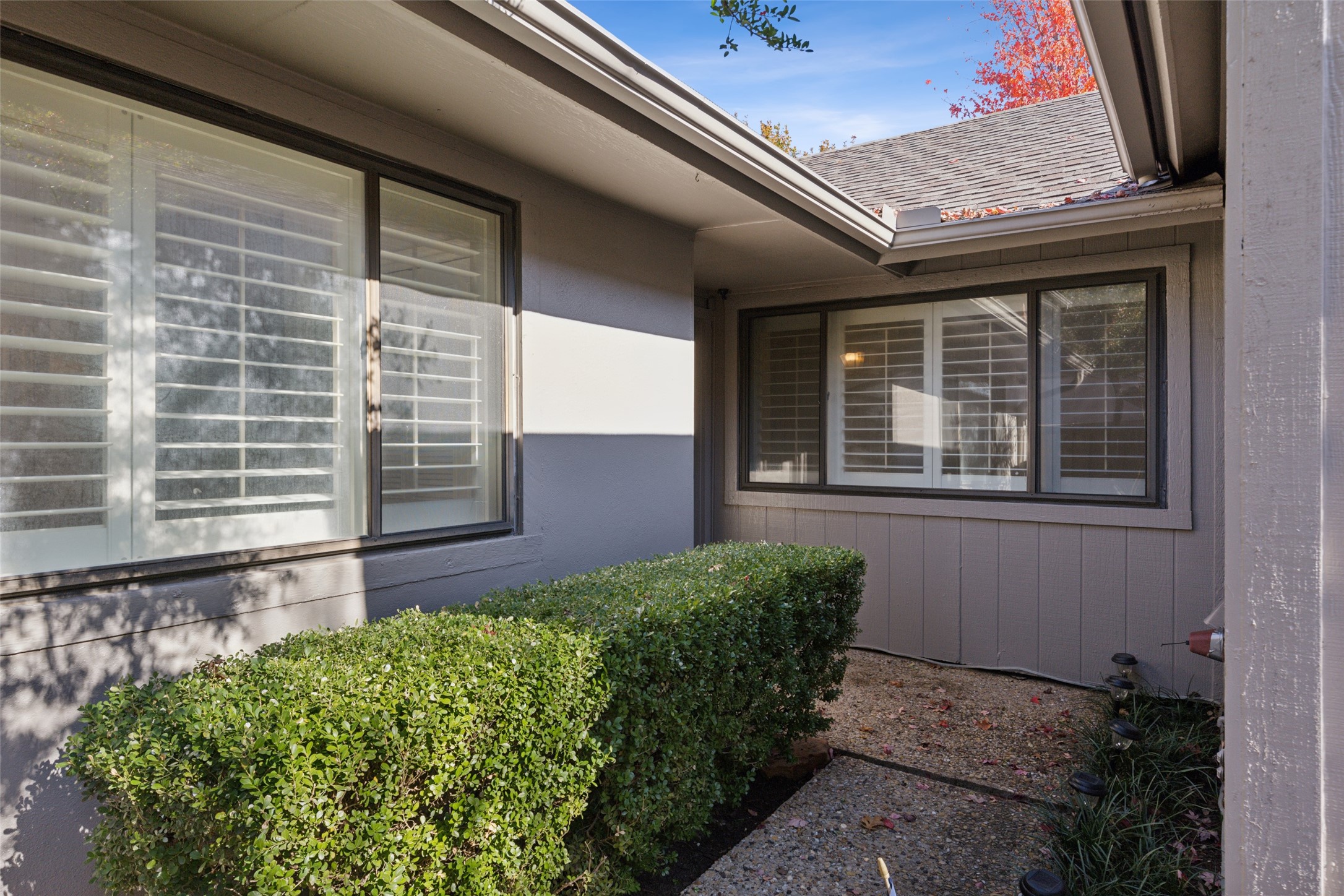 9539 Highland View Drive