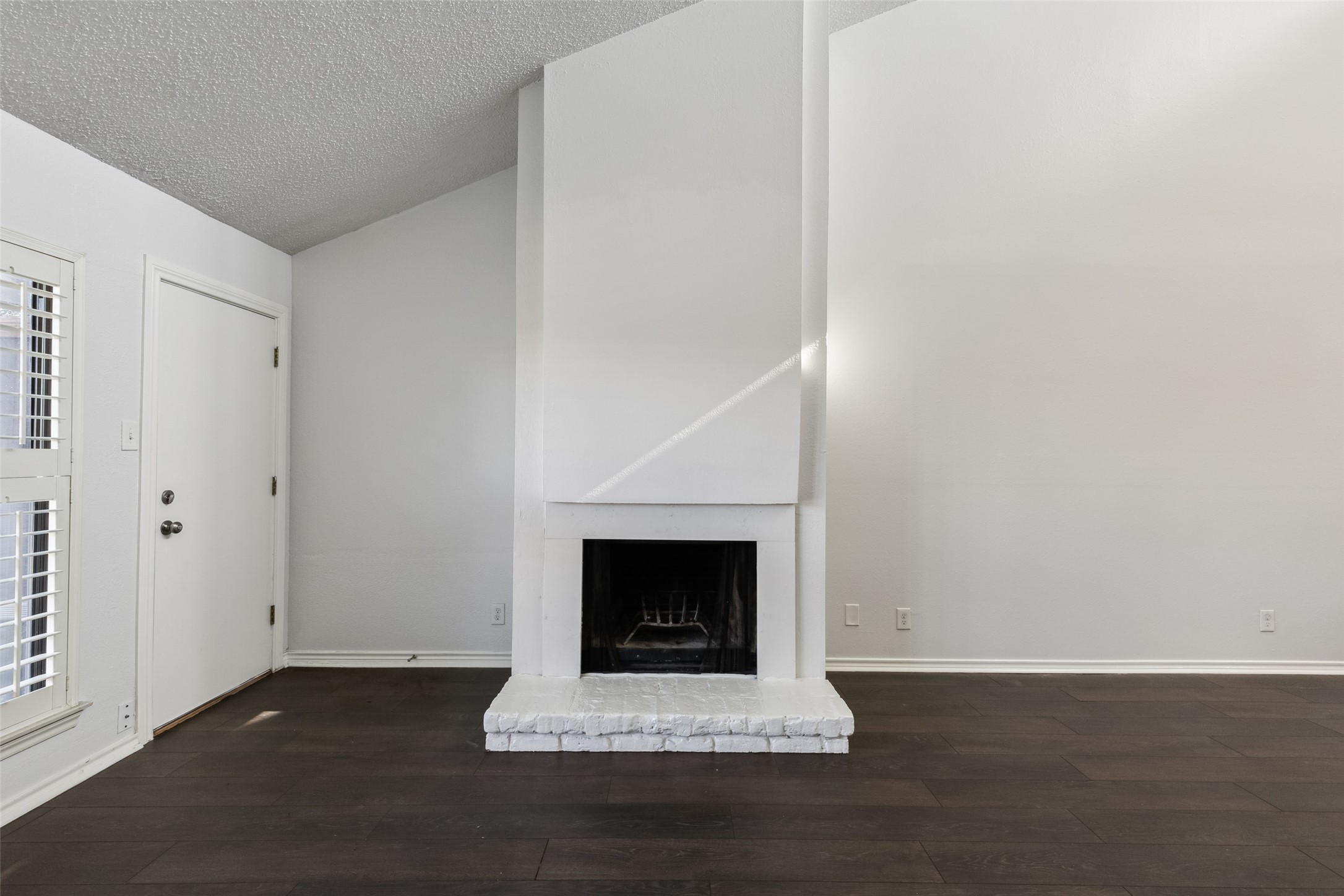 9539 Highland View Drive