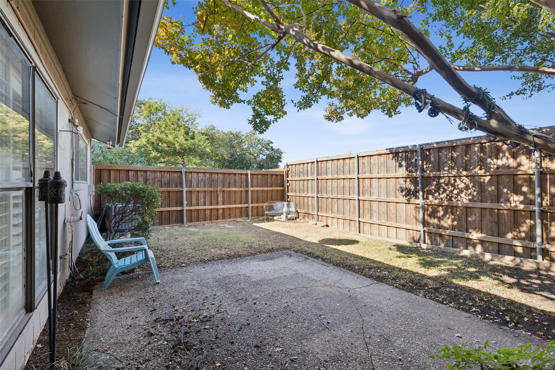 9539 Highland View Drive