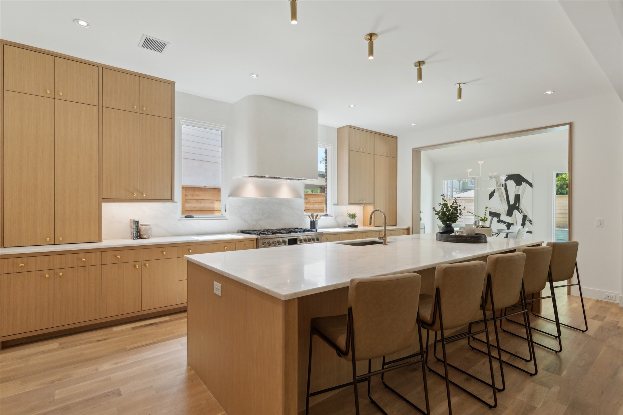 7114 Pasadena Avenue